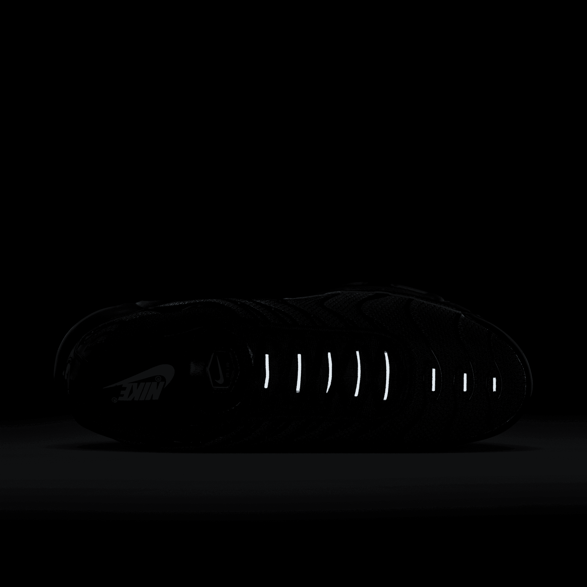 Men's Nike Air Max Plus "Triple Black"