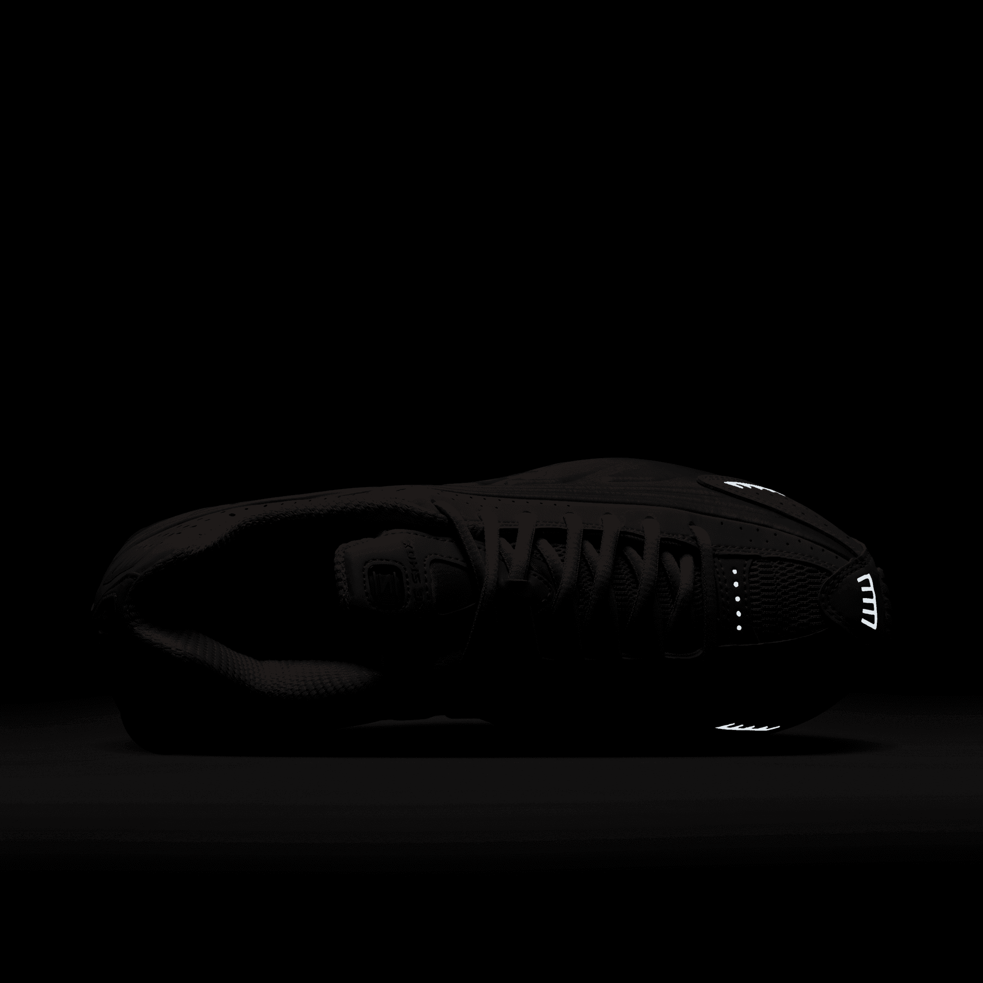 Women's Nike Shox R4 "Barely Rose"