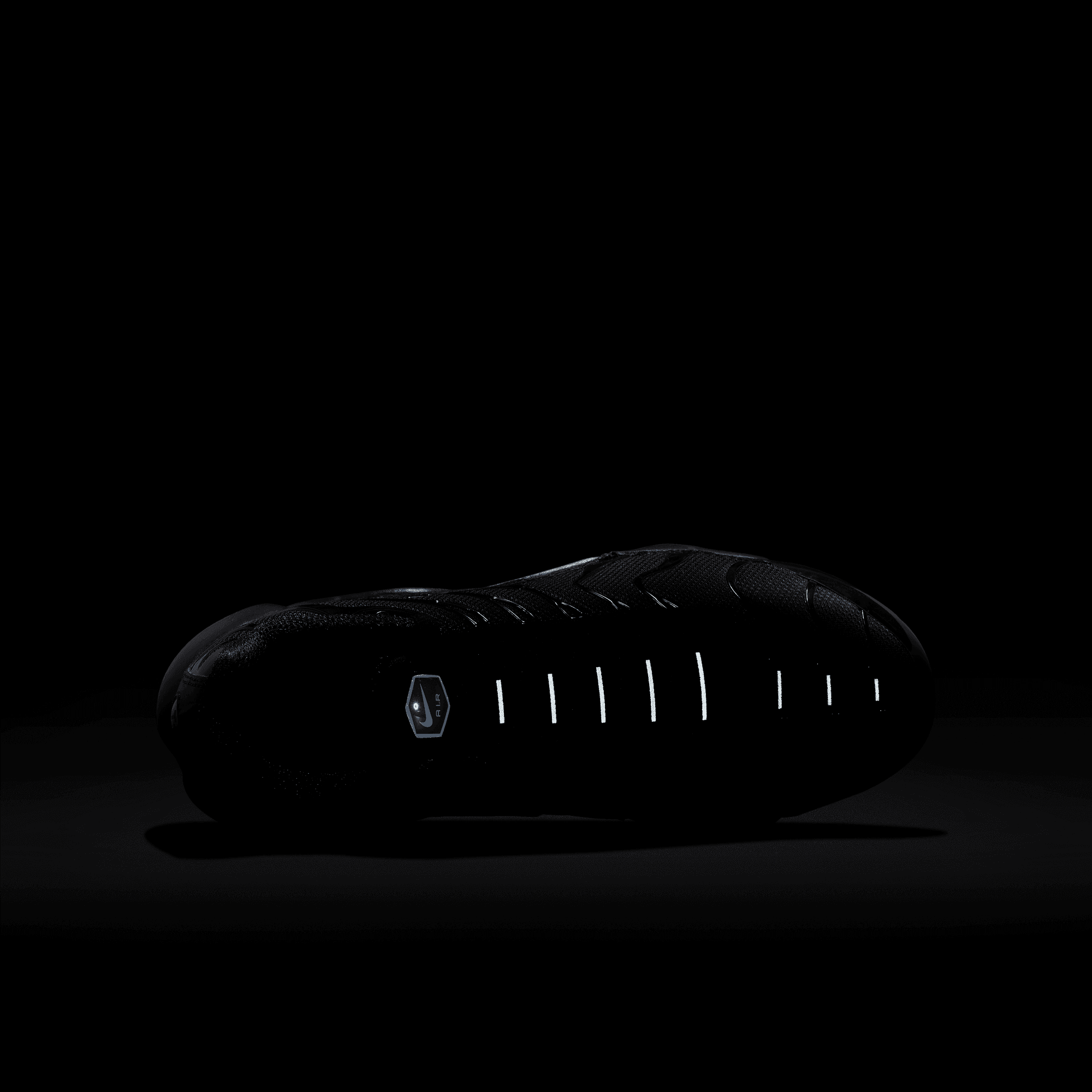 Big Kids' Nike Air Max Plus "Triple Black"