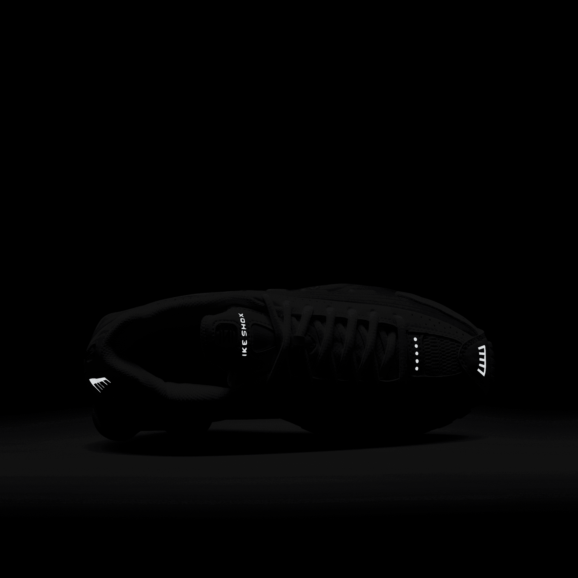 Big Kids' Nike Shox R4 "White Metallic Silver'