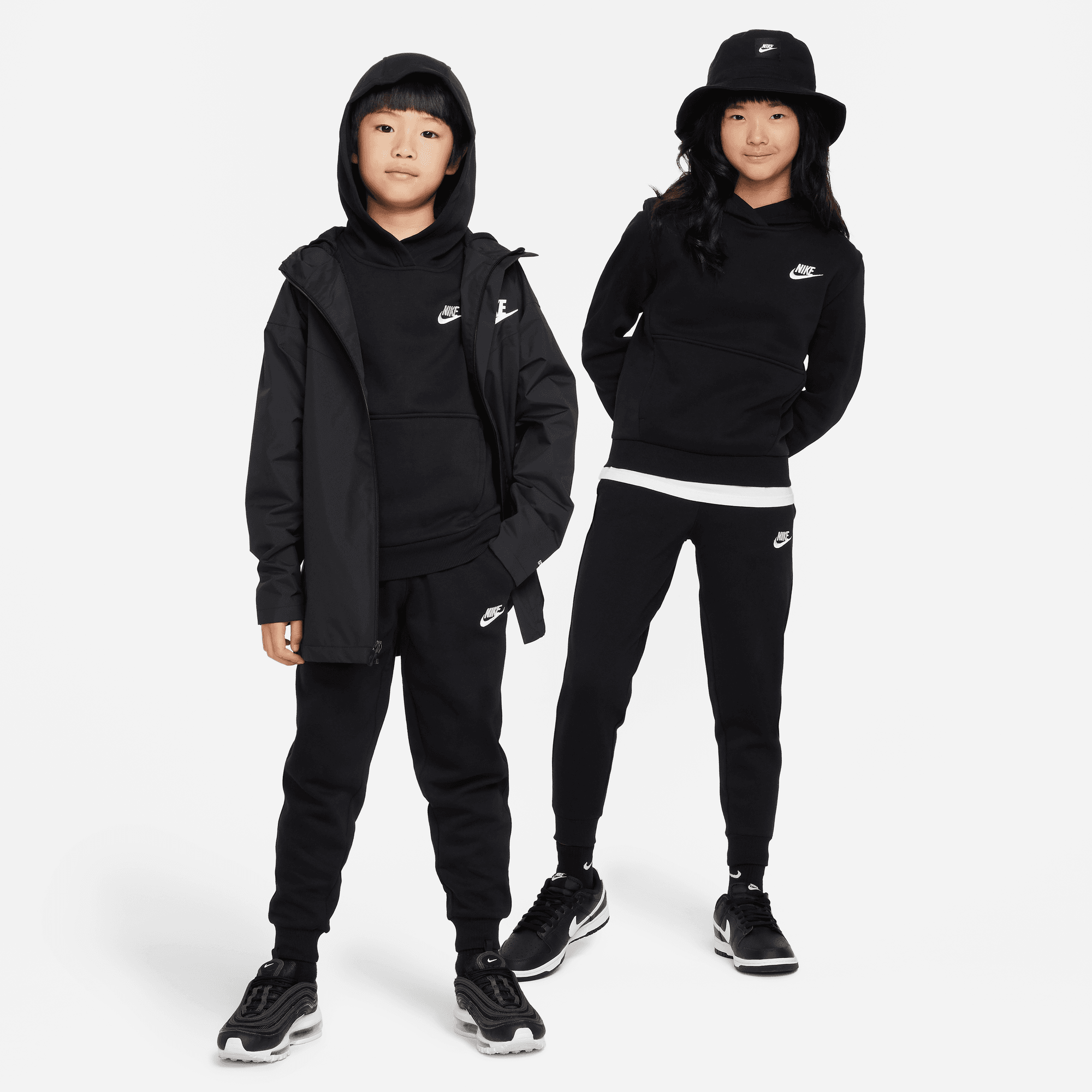 Big Kids' Nike Sportswear Club Fleece Pullover Hoodie (Unisex)