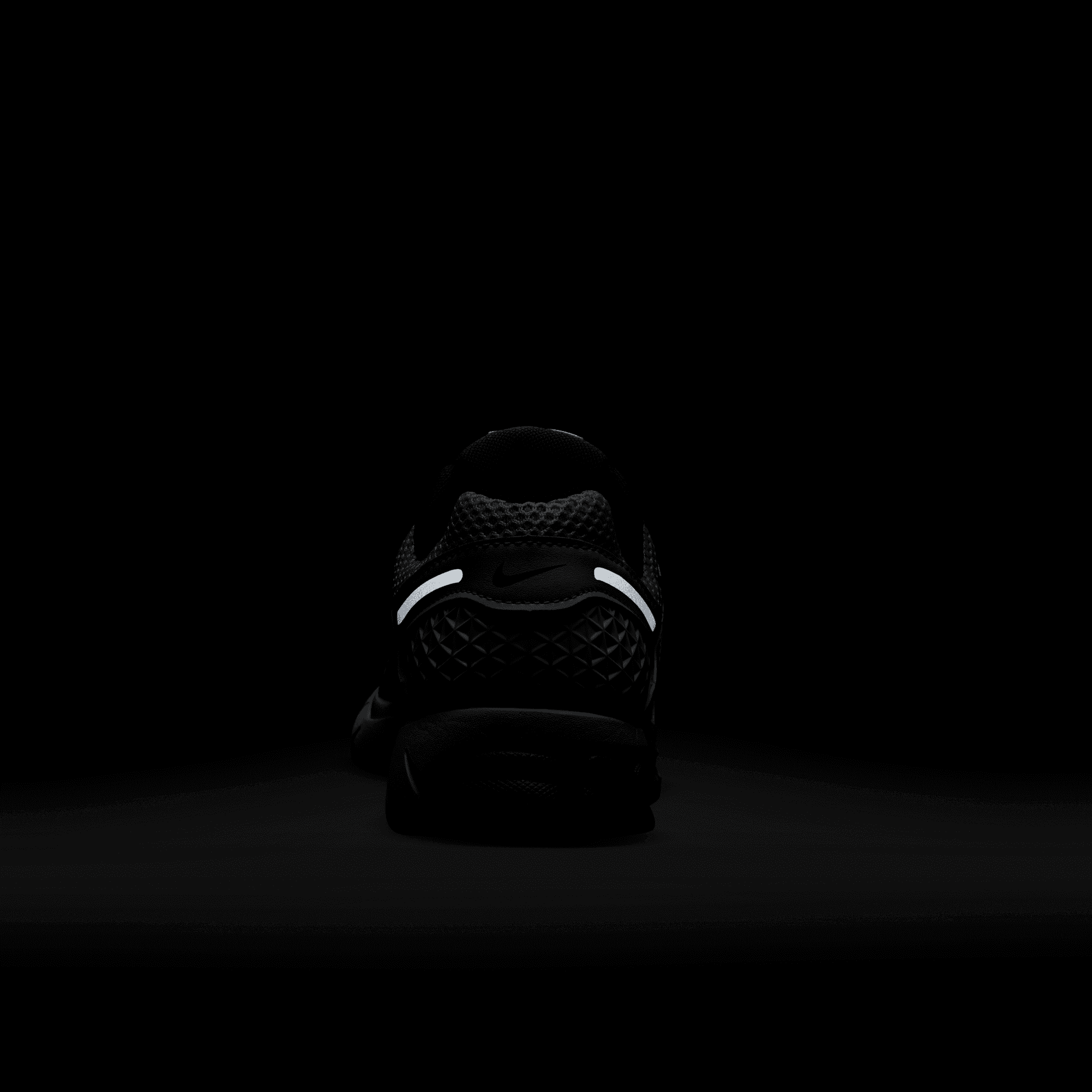 Women's Nike Zoom Vomero 5 "White Hot Fuchsia"