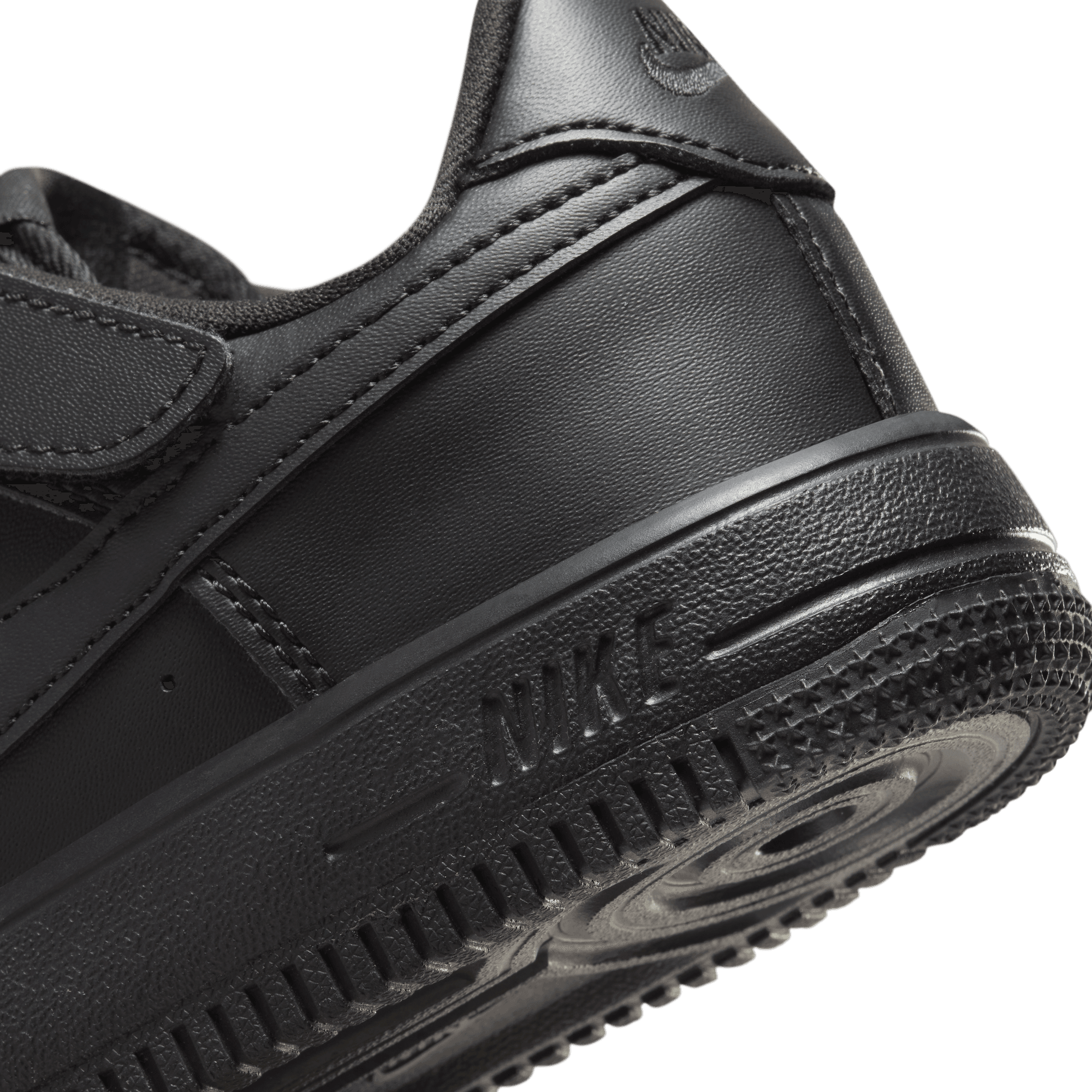 Little Kids' Nike Force 1 Low EasyOn "Triple Black"