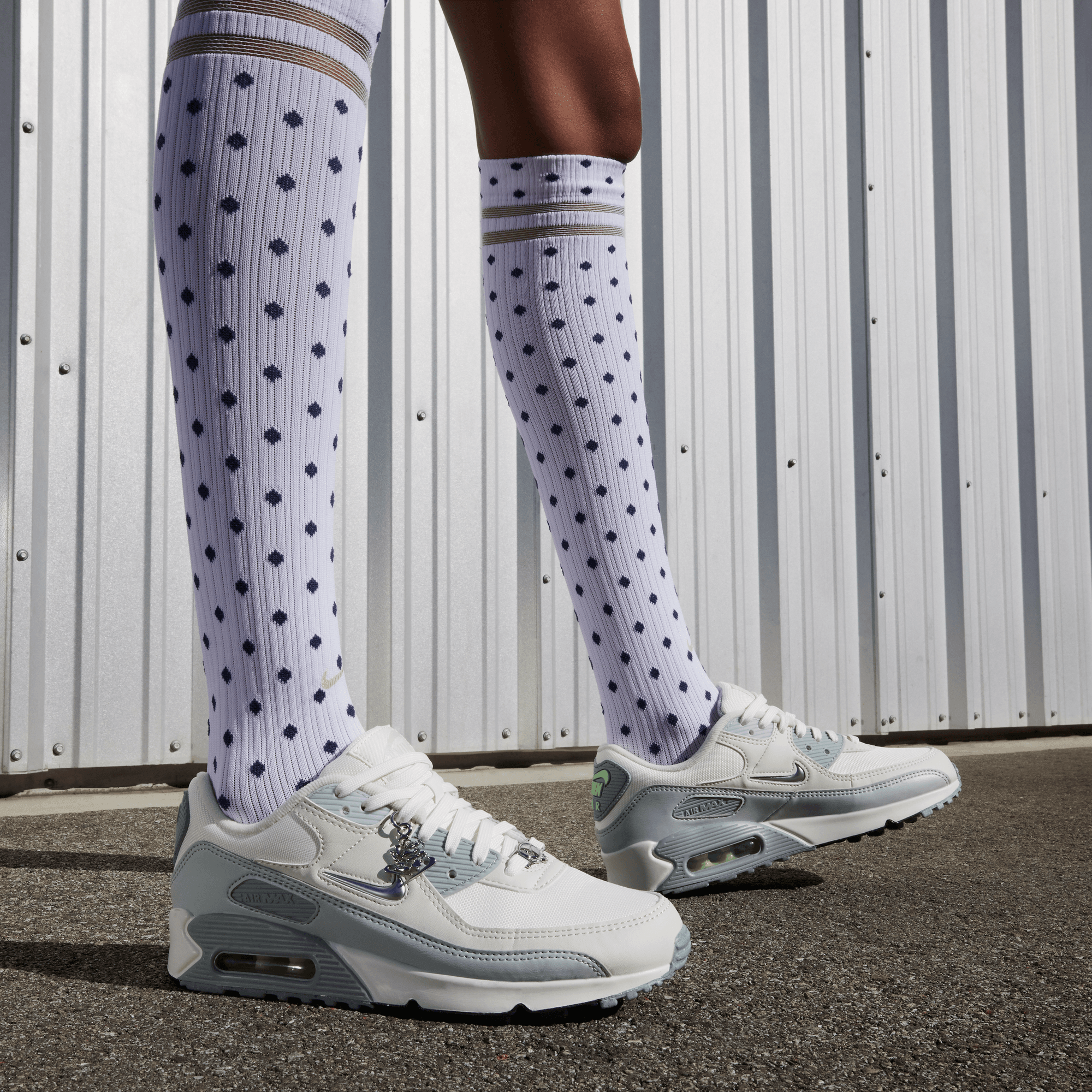 Women's Nike Air Max 90 SE "Molten Metal Silver"