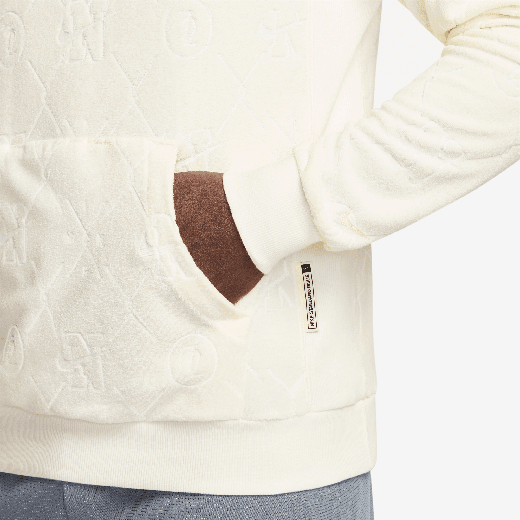 Men's Nike Standard Issue Dri-FIT Pullover Basketball Hoodie