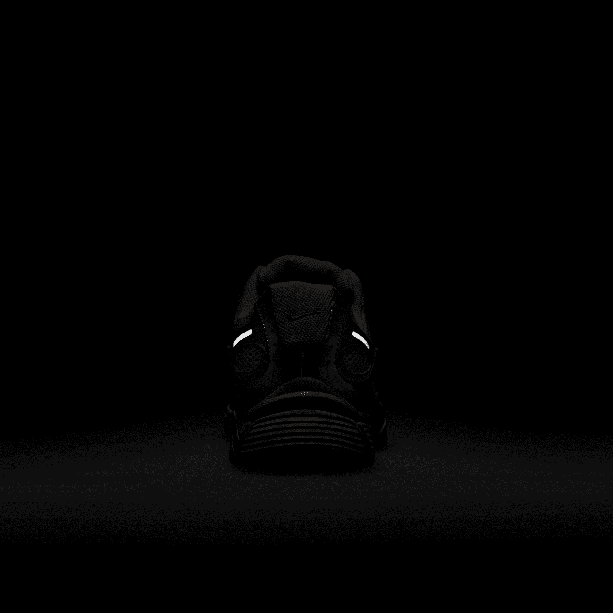 Men's Nike V5 RNR "Parachute Beige Metallic Pewter"