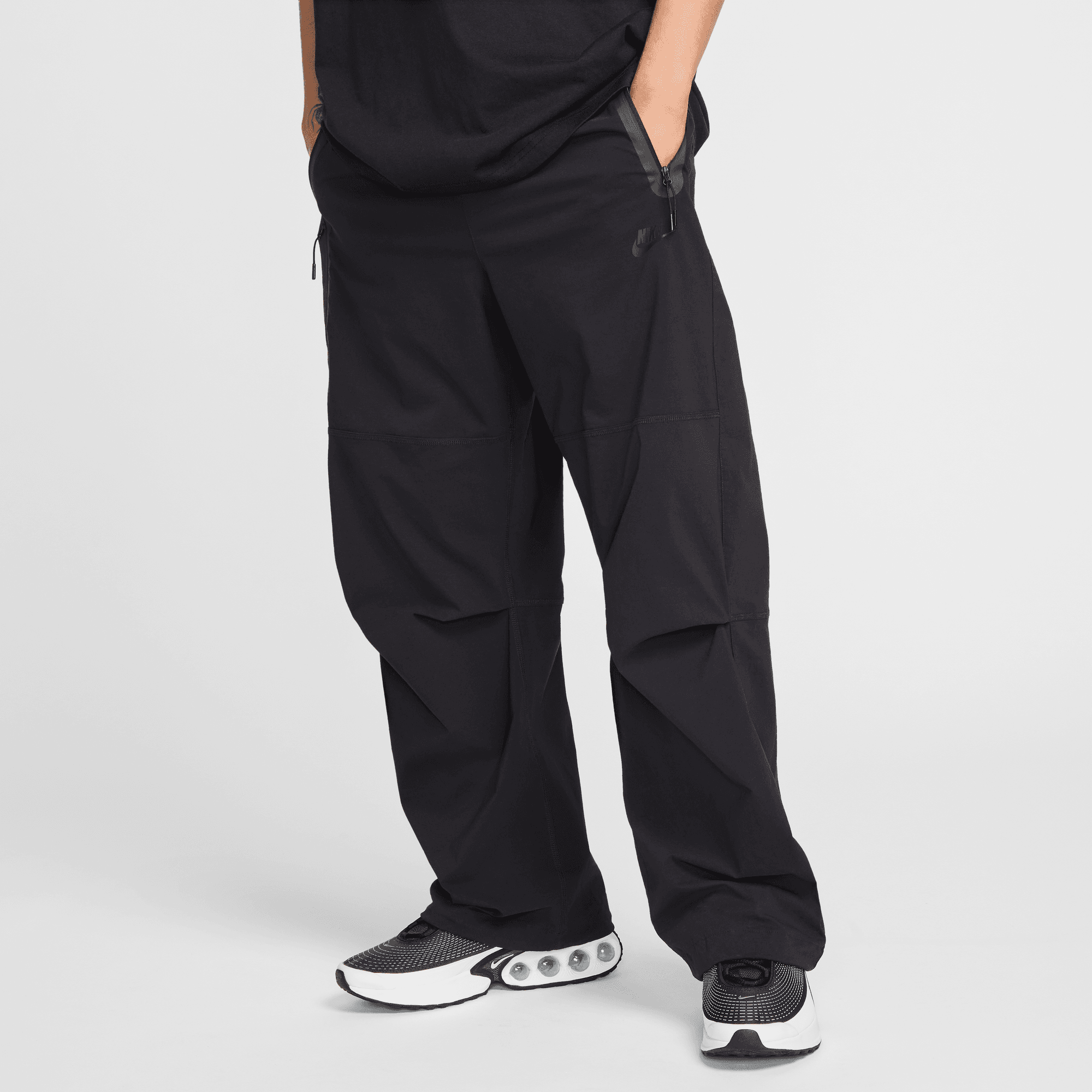 Men's Nike Tech Woven Oversized Pants