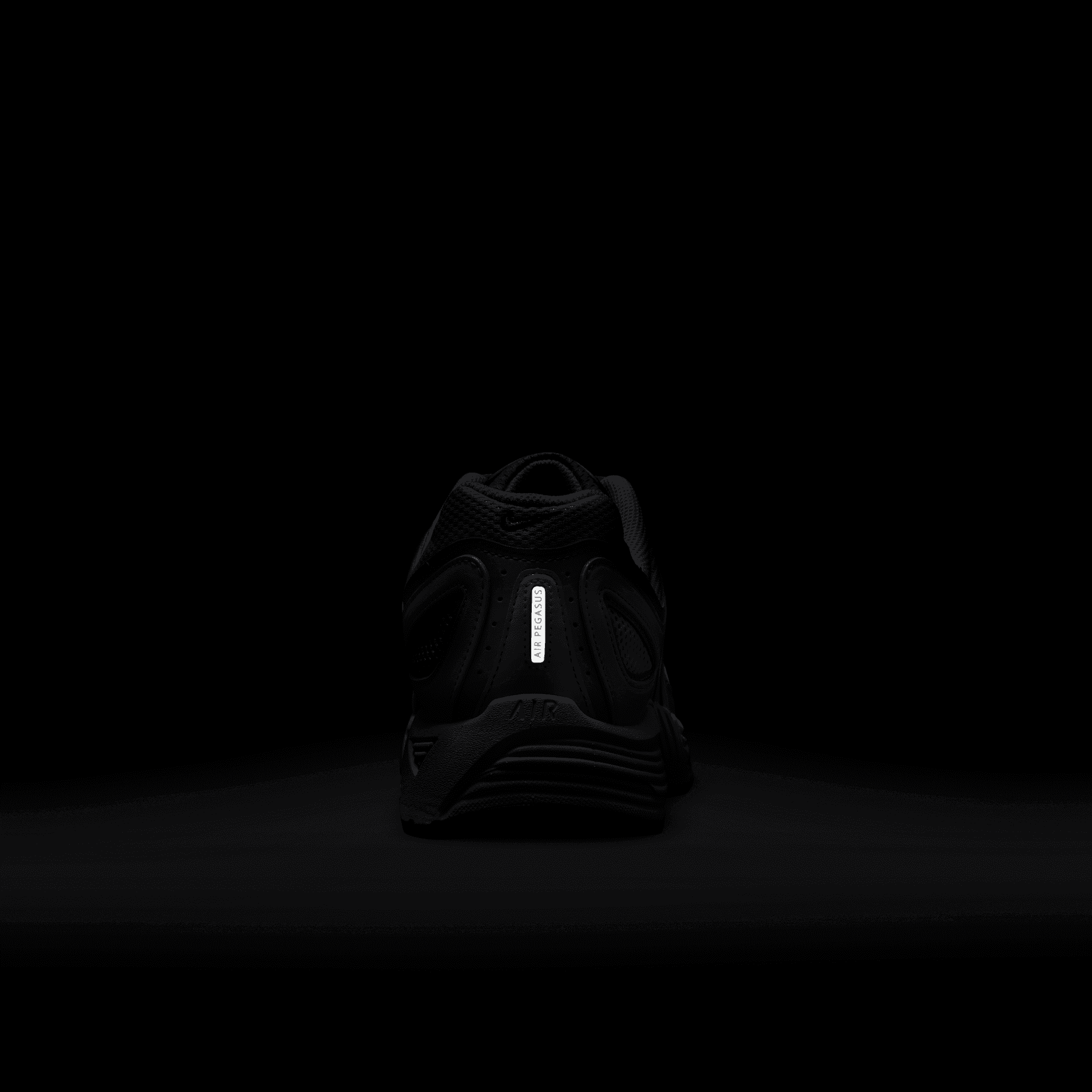 Men's Nike Air Pegasus 2005 "Football Grey & White"