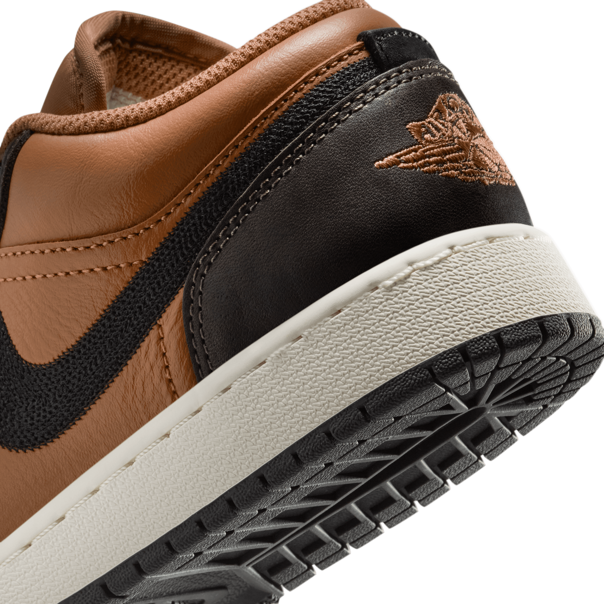 Big Kids' Air Jordan 1 Low SE BG "Flax Baroque Brown"