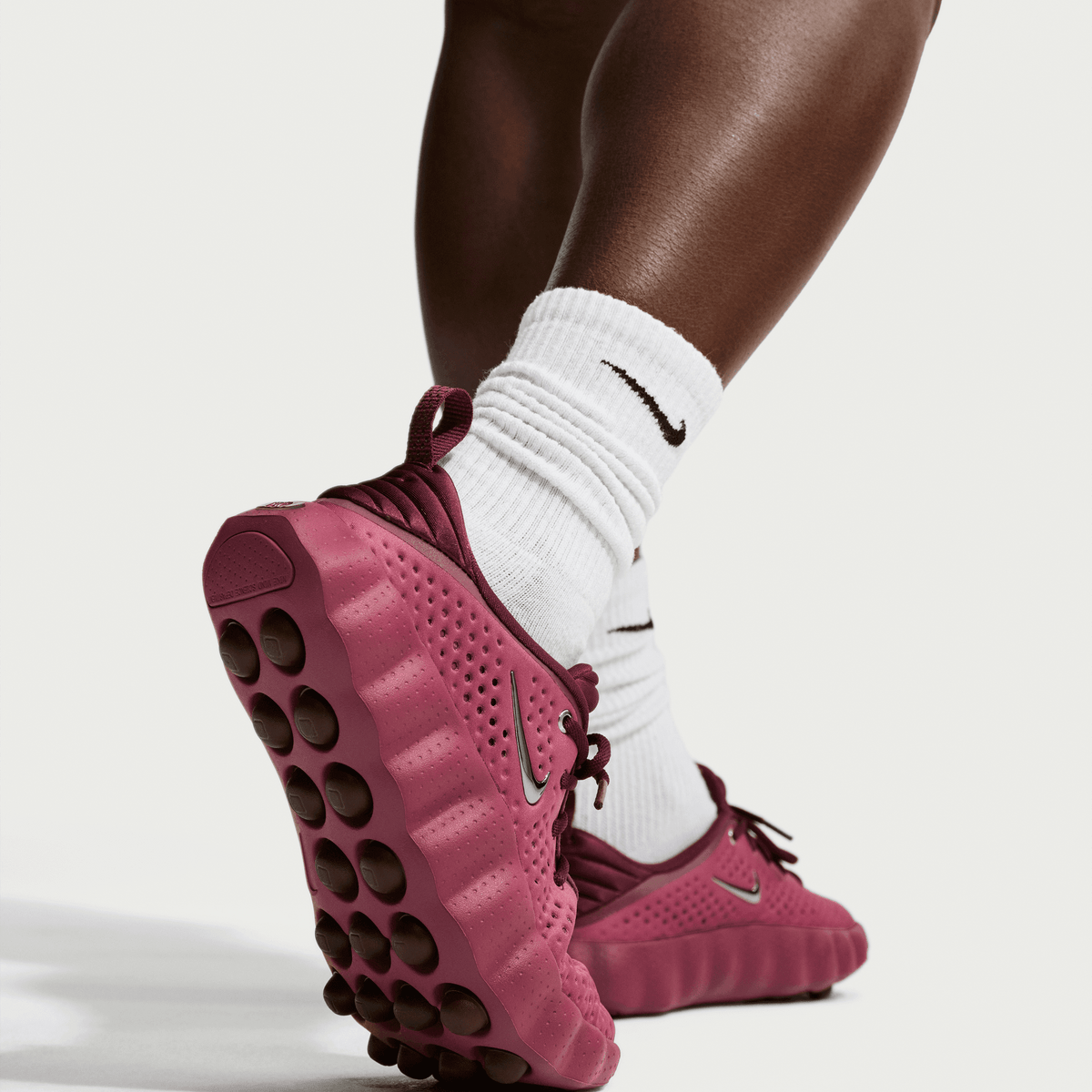 Women's Nike Mind 002 "Pink Smoke"