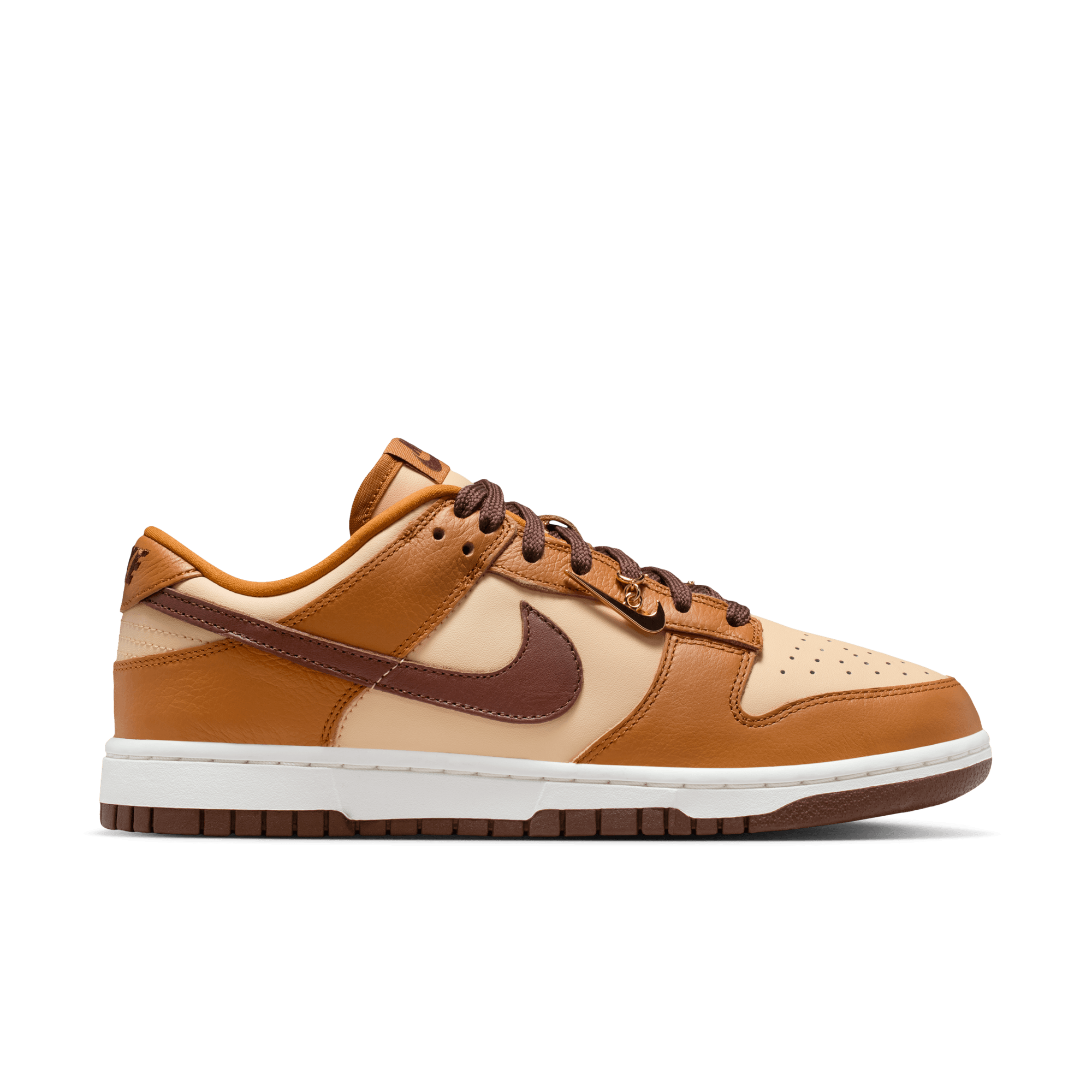 Women's Nike Dunk Low SE "Desert Ochre"