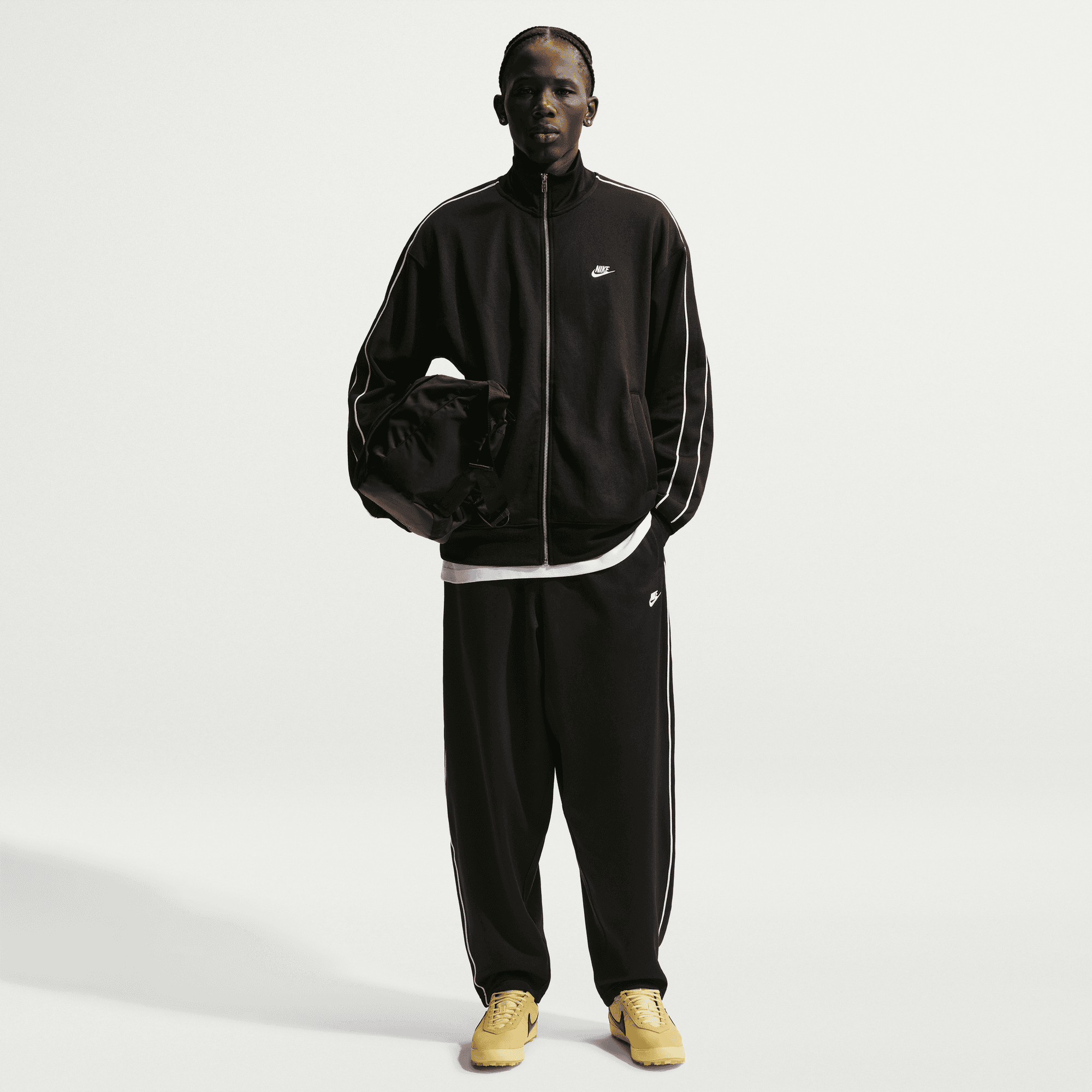 Men's Nike Sportswear Club Oversized Knit Track Pants