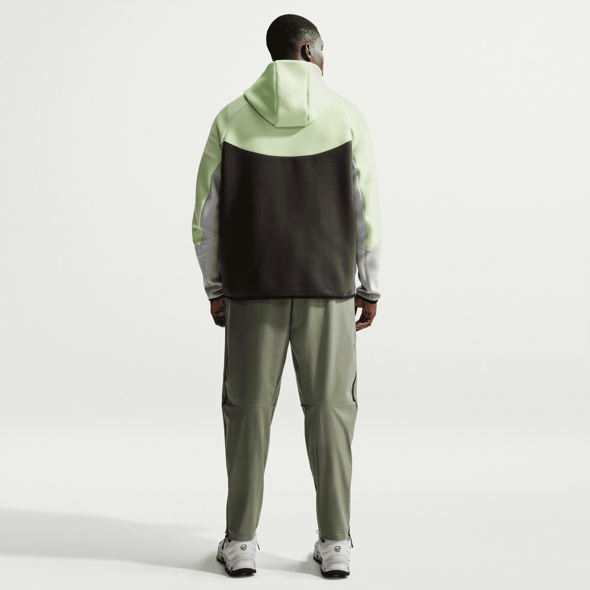 Men's Nike Tech Dri-FIT Shori Knit Pants