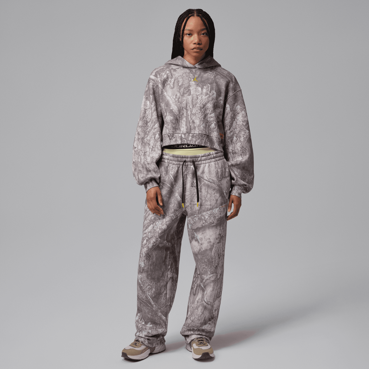 Women's Jordan Brooklyn Realtree Cropped Pullover Hoodie