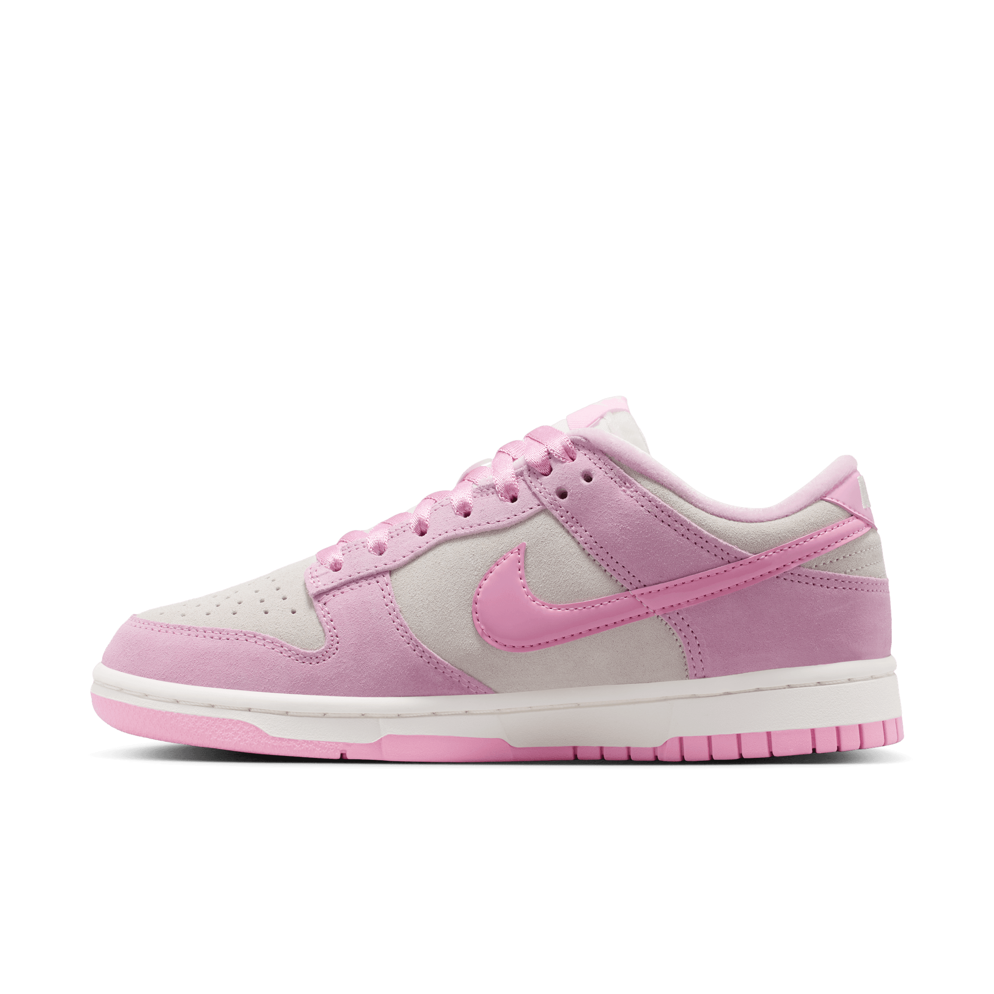Women's Nike Dunk Low SE - Image View