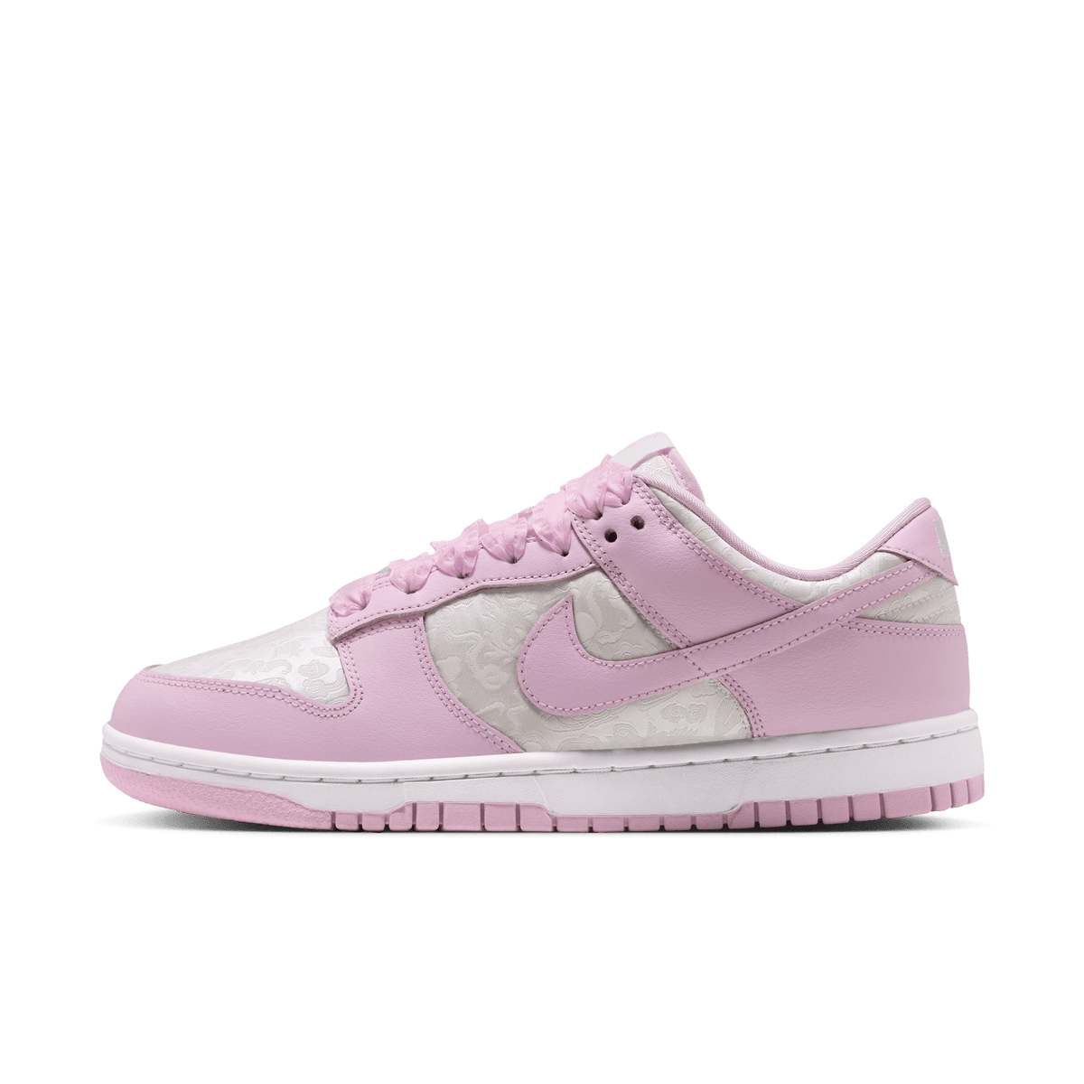 Women's Nike Dunk Low SE "White Pink Foam"