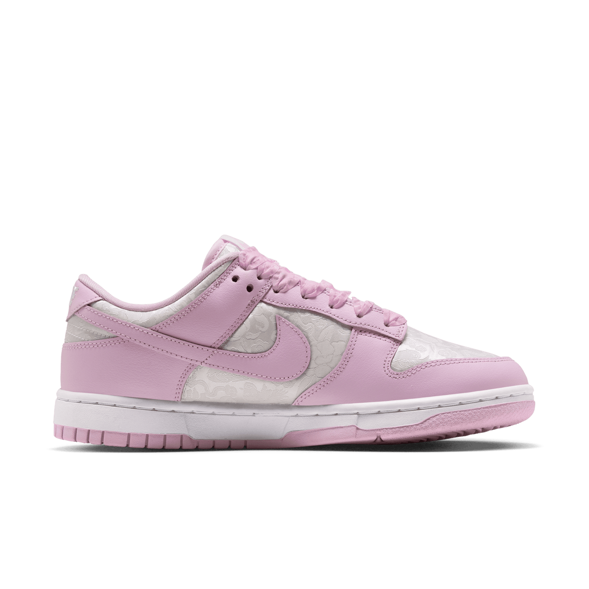 Women's Nike Dunk Low SE "White Pink Foam"