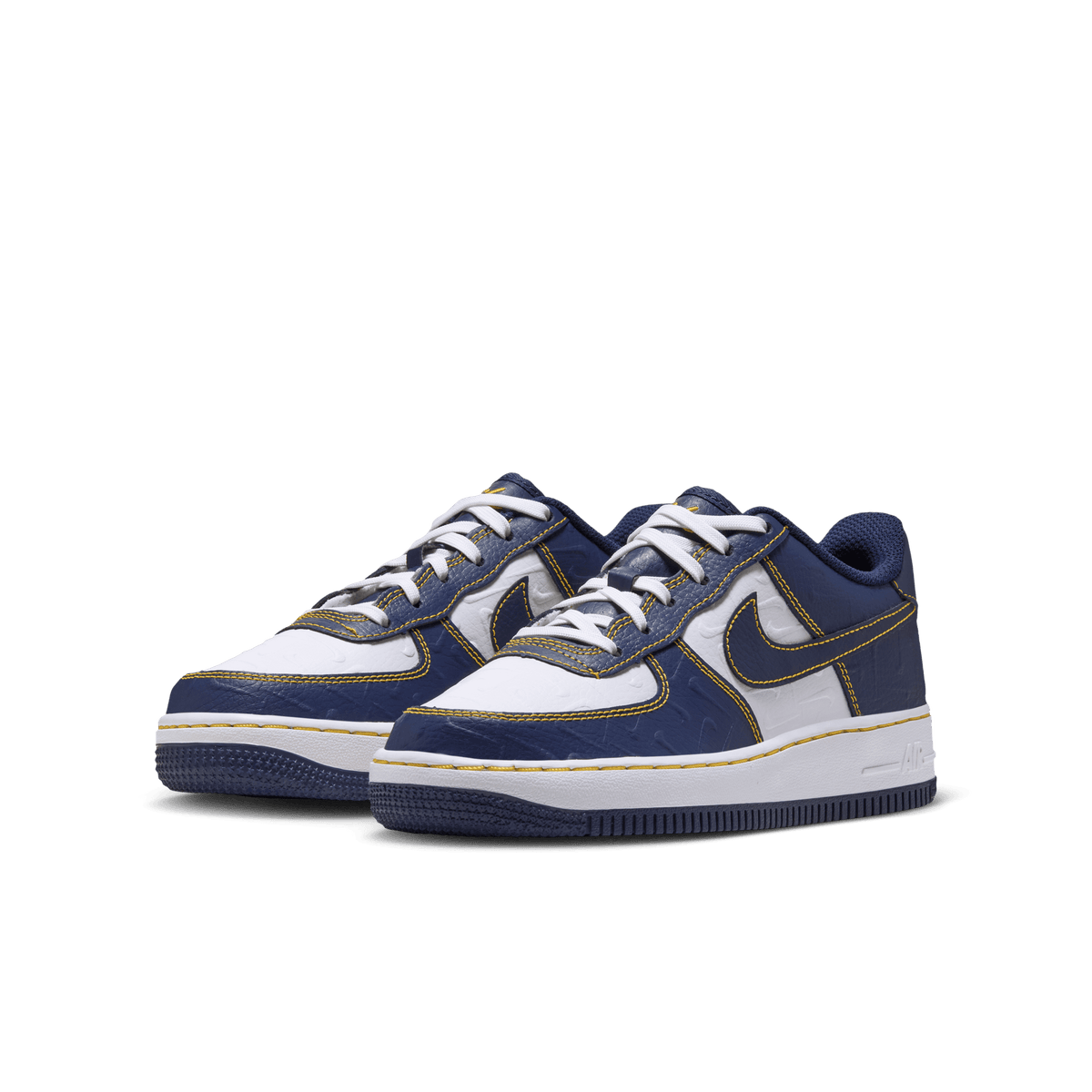 Big Kids' Nike Air Force 1 LE "Summit White"