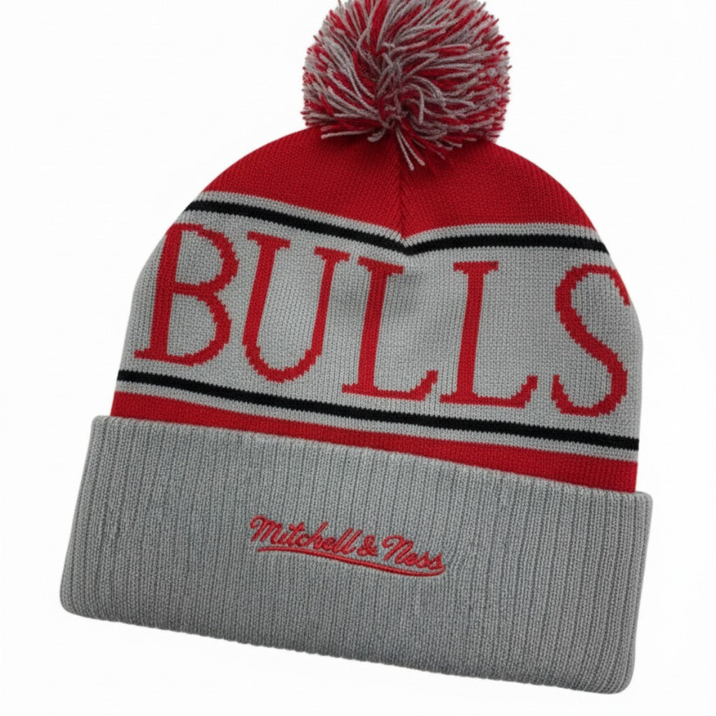 Mitchell and Ness NBA Chicago Bulls Cuffed Pom Knit Toque (Unisex)