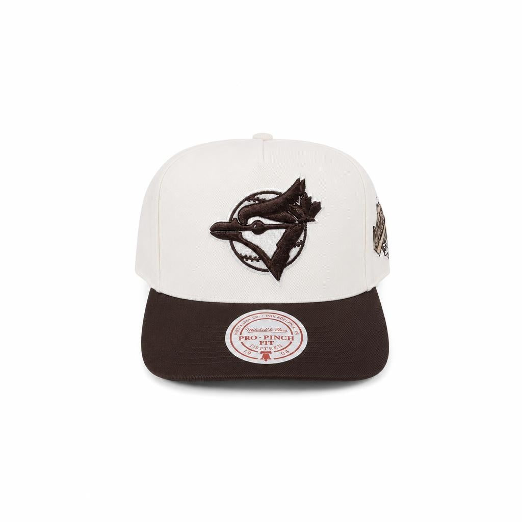 Mitchell And Ness MLB Blue Jays Cream And Brown Snapback
