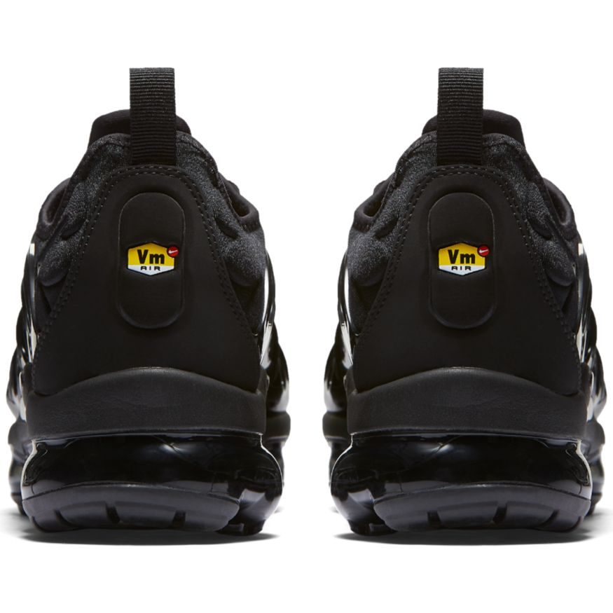 Men's Nike Air VaporMax Plus "Triple Black"