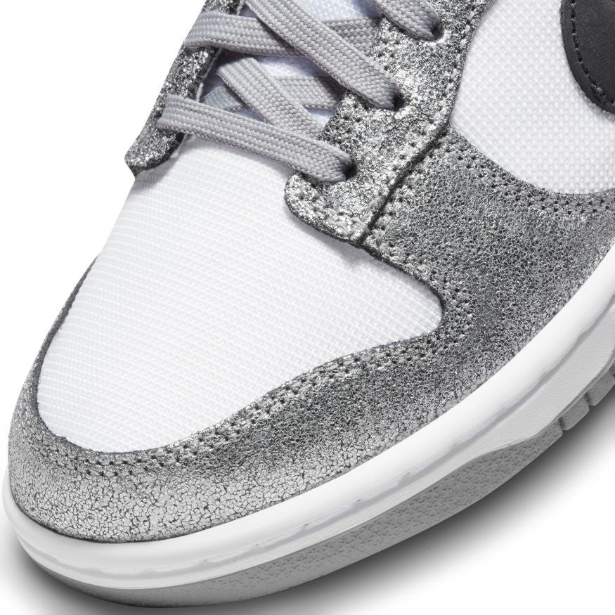 Women's Nike Dunk Low "Golden Gals Metallic Silver"