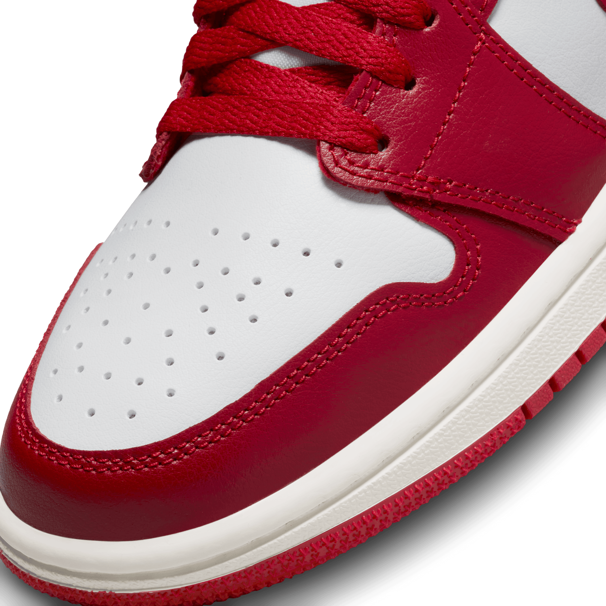 Women's Air Jordan 1 Low "Reverse Black Toe"