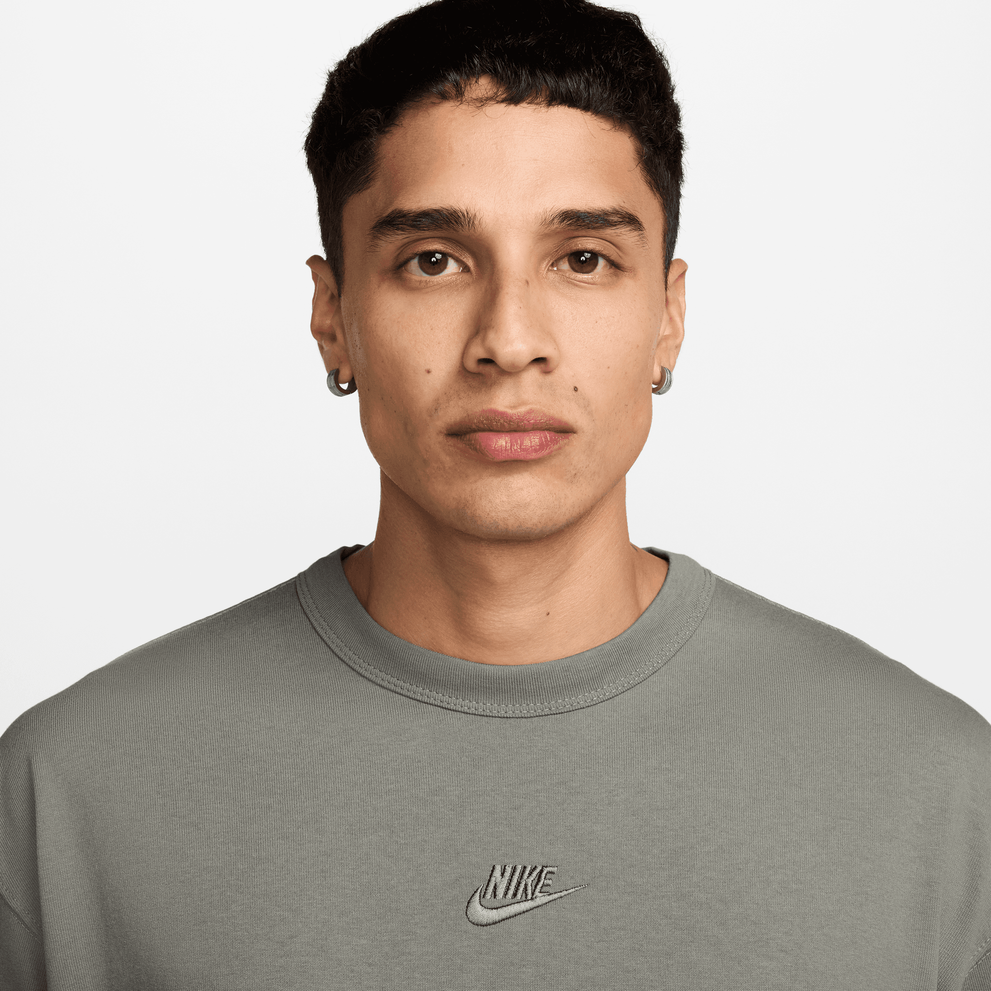 Men's Nike Sportswear Premium Essentials T-Shirt