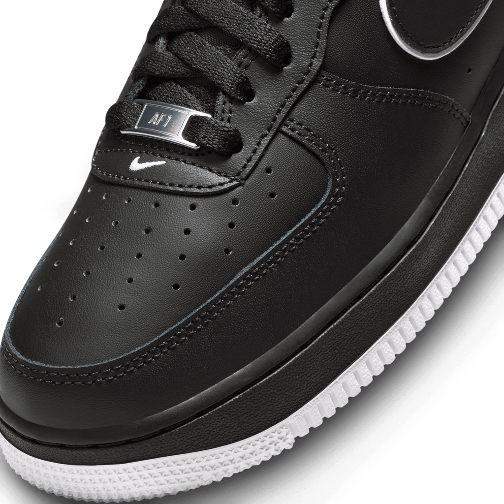 Men's Nike Air Force 1 '07 " Black White"