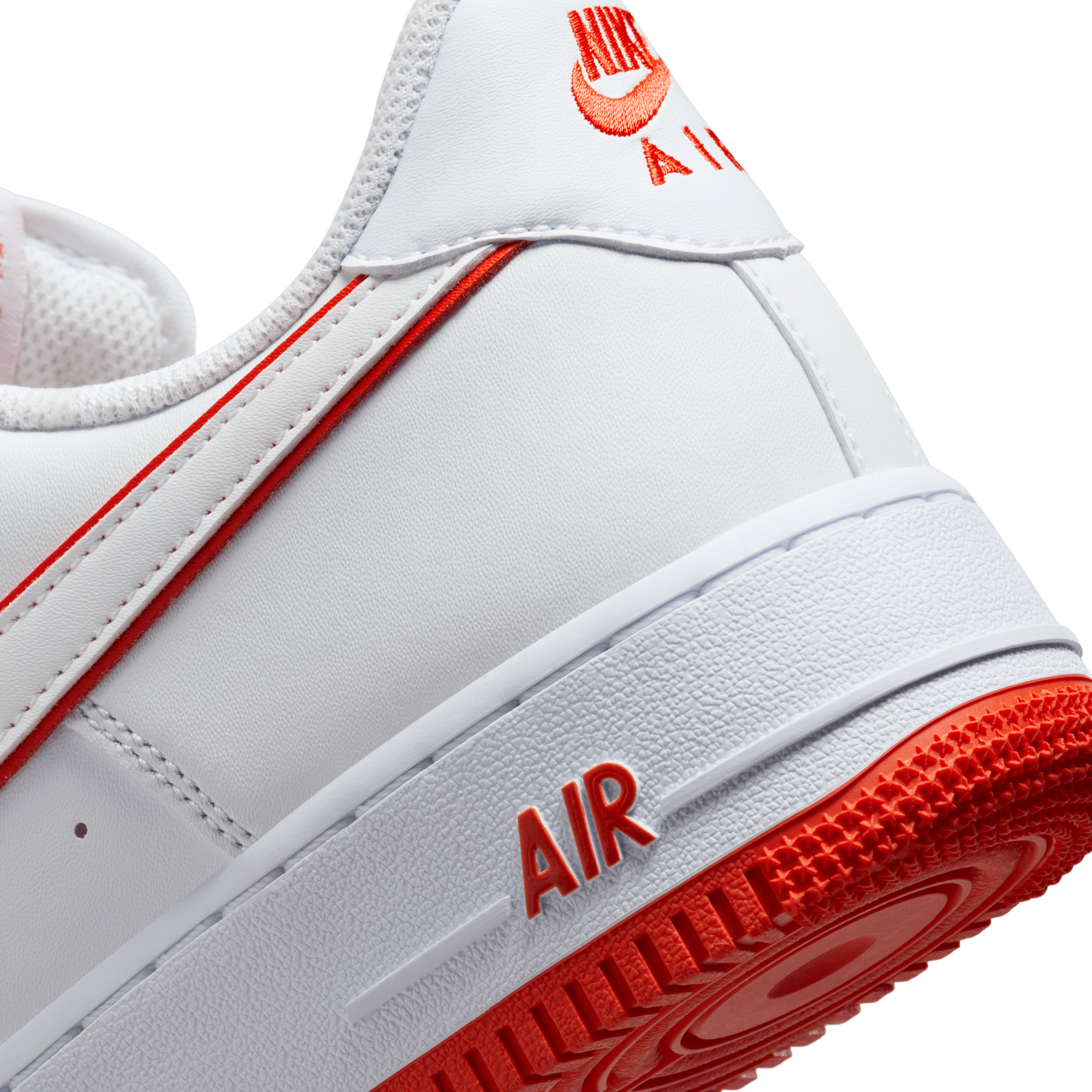 Nike air force 1 sales 07 lv8 white red