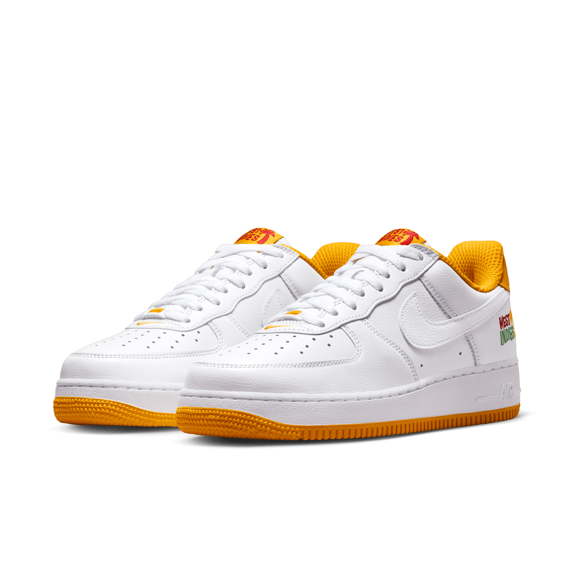 Men's Nike Air Force 1 Low Retro QS Men's Nike Air Force 1 Low Retro QS