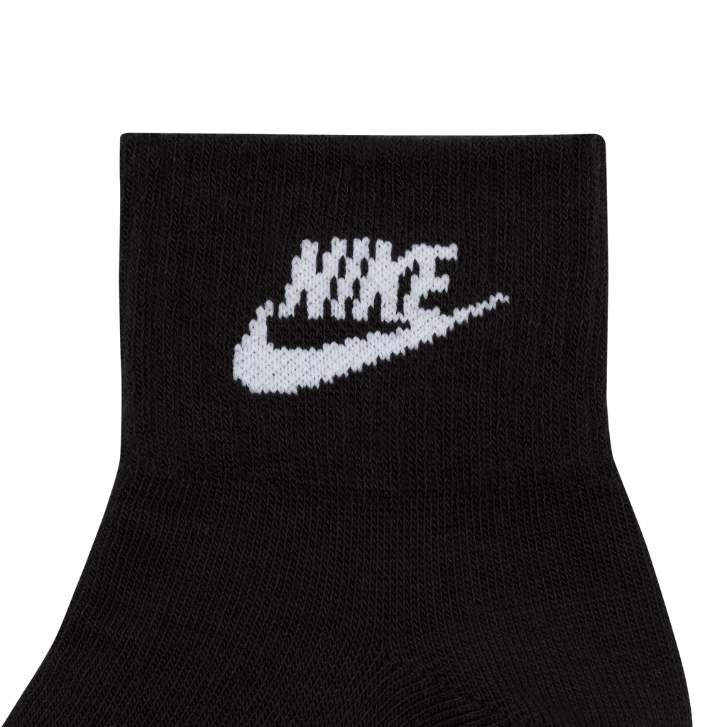 Nike Everyday Essential Ankle Socks (3 Pairs) Unisex