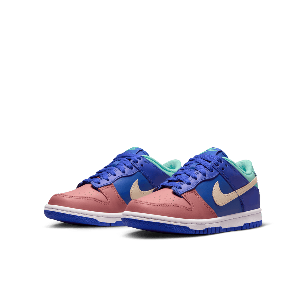 Big Kids' Nike Dunk Low SE "Salmon Toe"