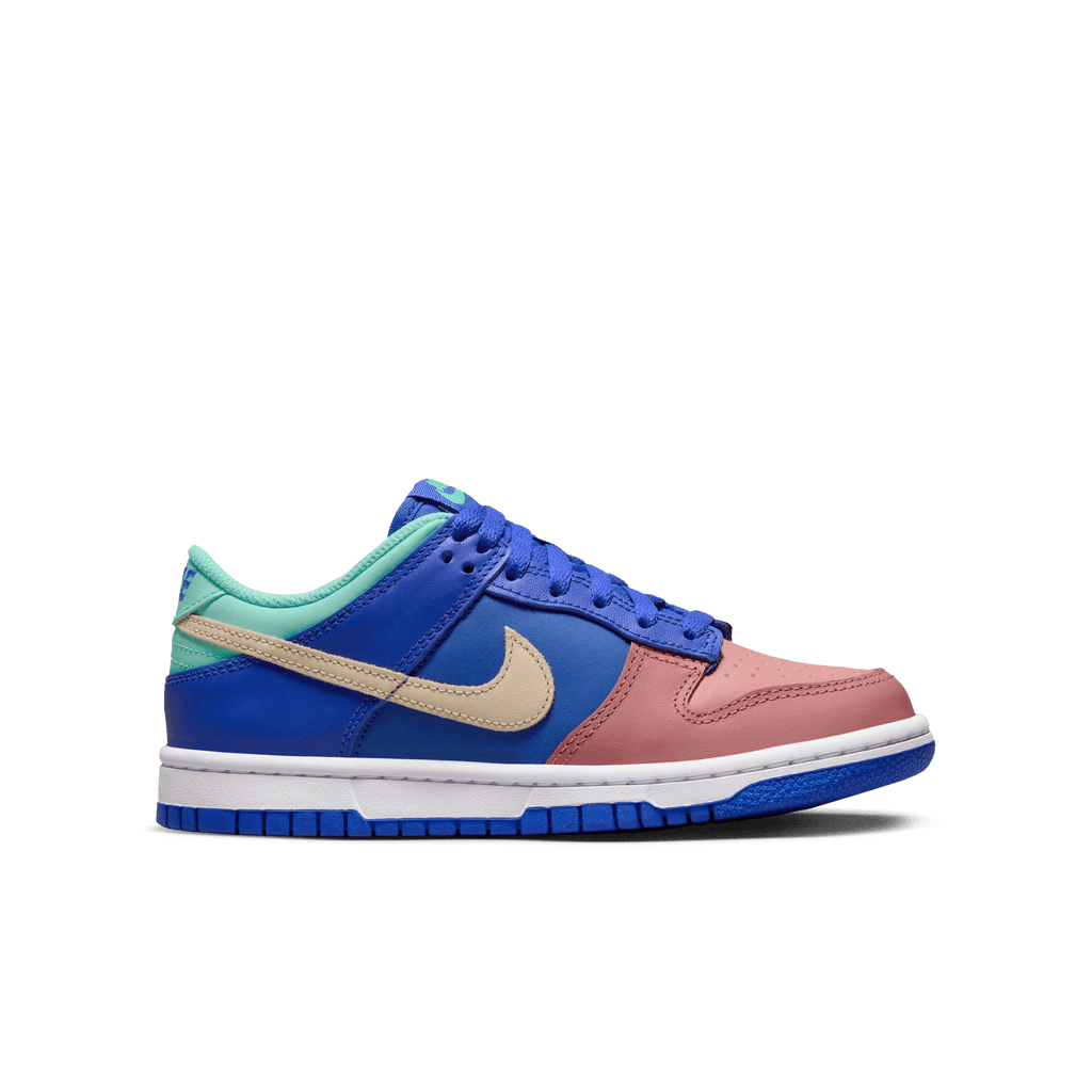 Big Kids' Nike Dunk Low SE "Salmon Toe"