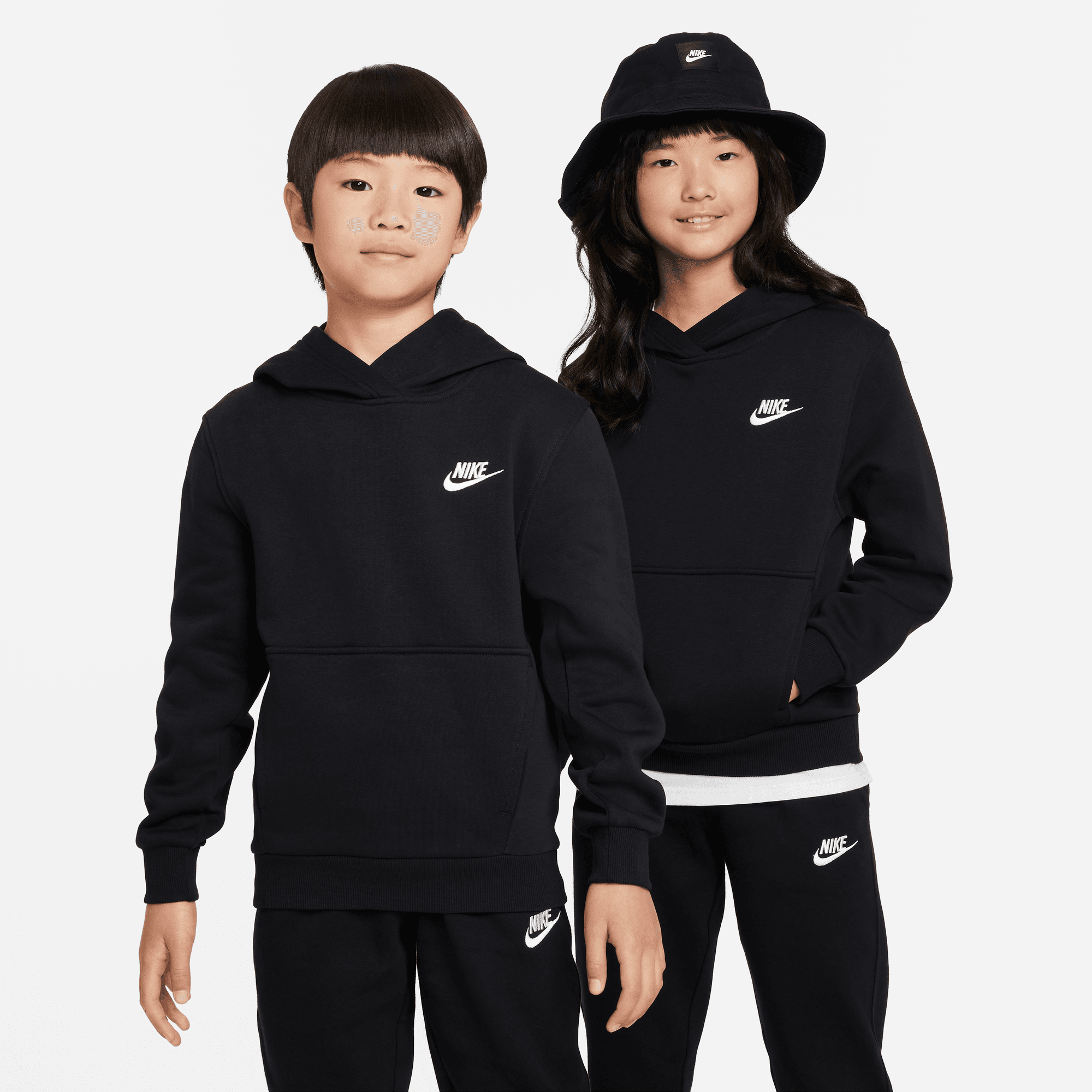 Big Kids' Nike Sportswear Club Fleece Pullover Hoodie (Unisex)