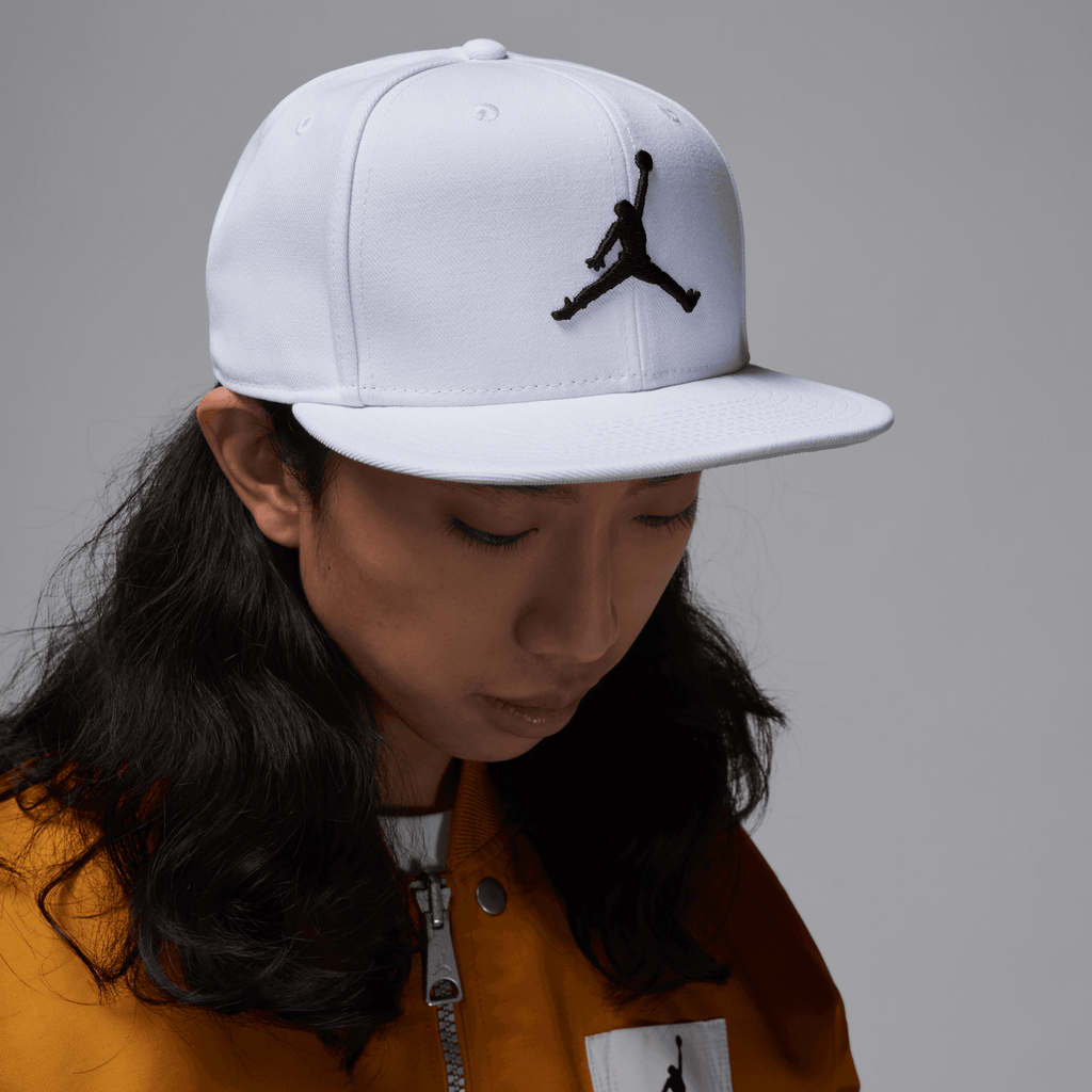 Jordan Jumpman Pro Adjustable Cap "White Black" (Unisex)