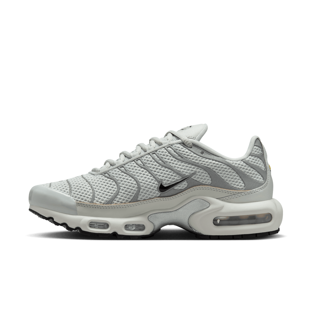 Women's Air Max Plus “Grey Sliver Chrome”