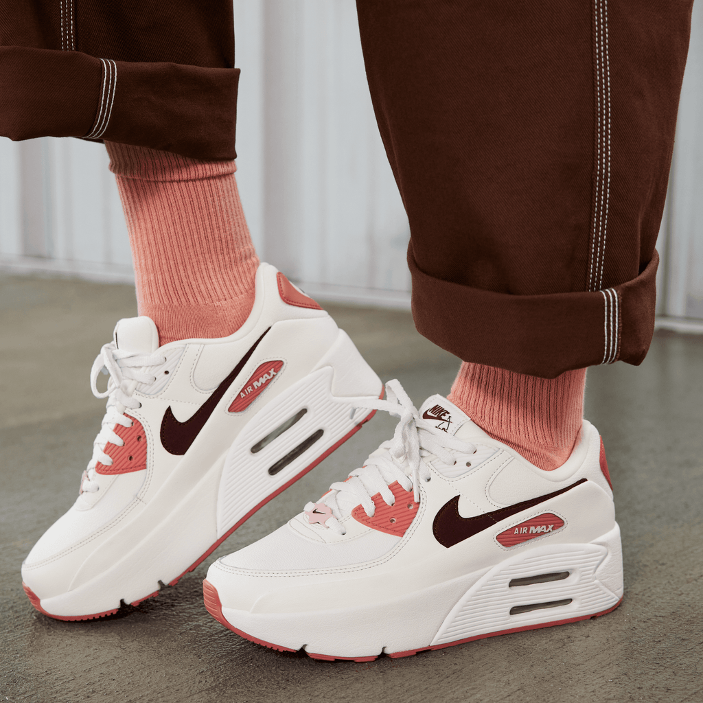 Women's Nike Air Max 90 LV8 SE "Valentine's Day"