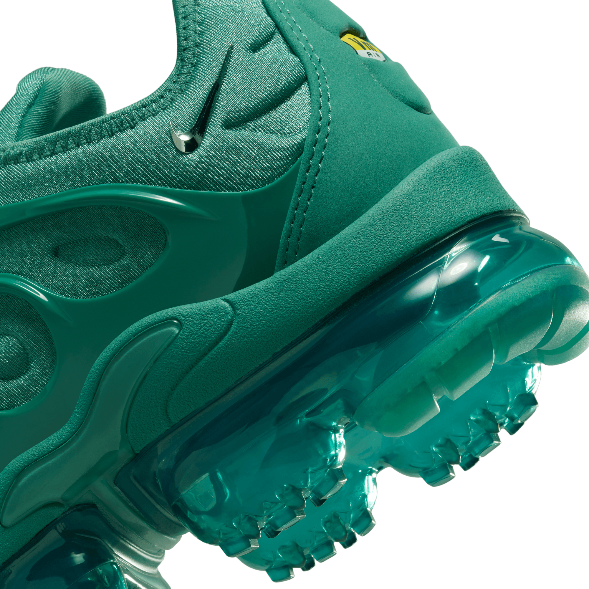 Green and gold vapormax plus sales