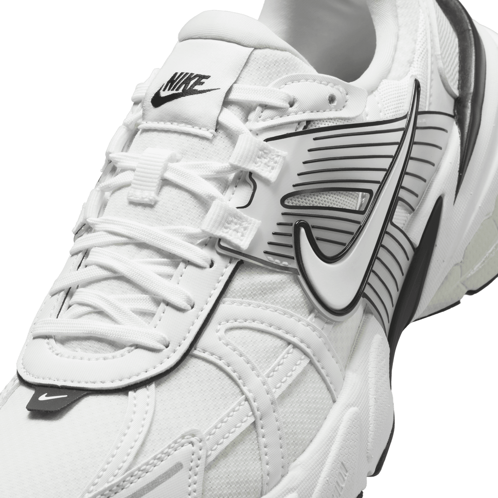 Women's Nike V2K Run "White Platinum Tint"