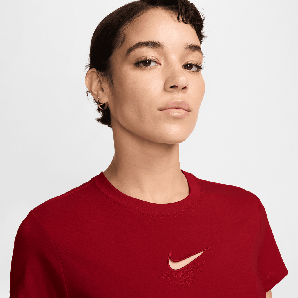 Women's Nike Sportswear Chill Knit Crop T-Shirt