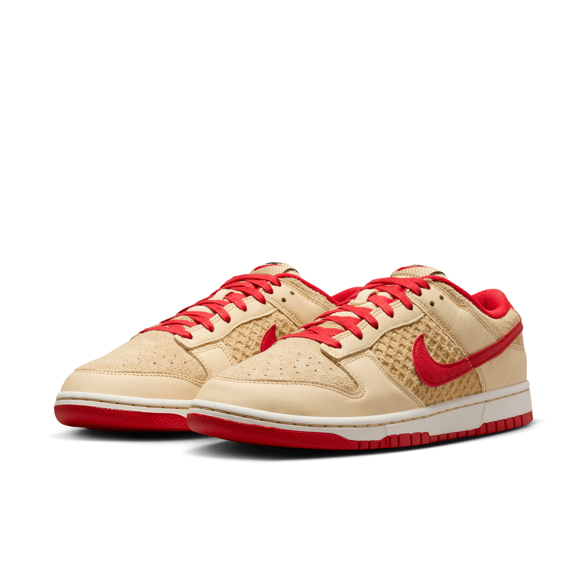 Men's Nike Dunk Low Retro SE "Strawberry Waffle"