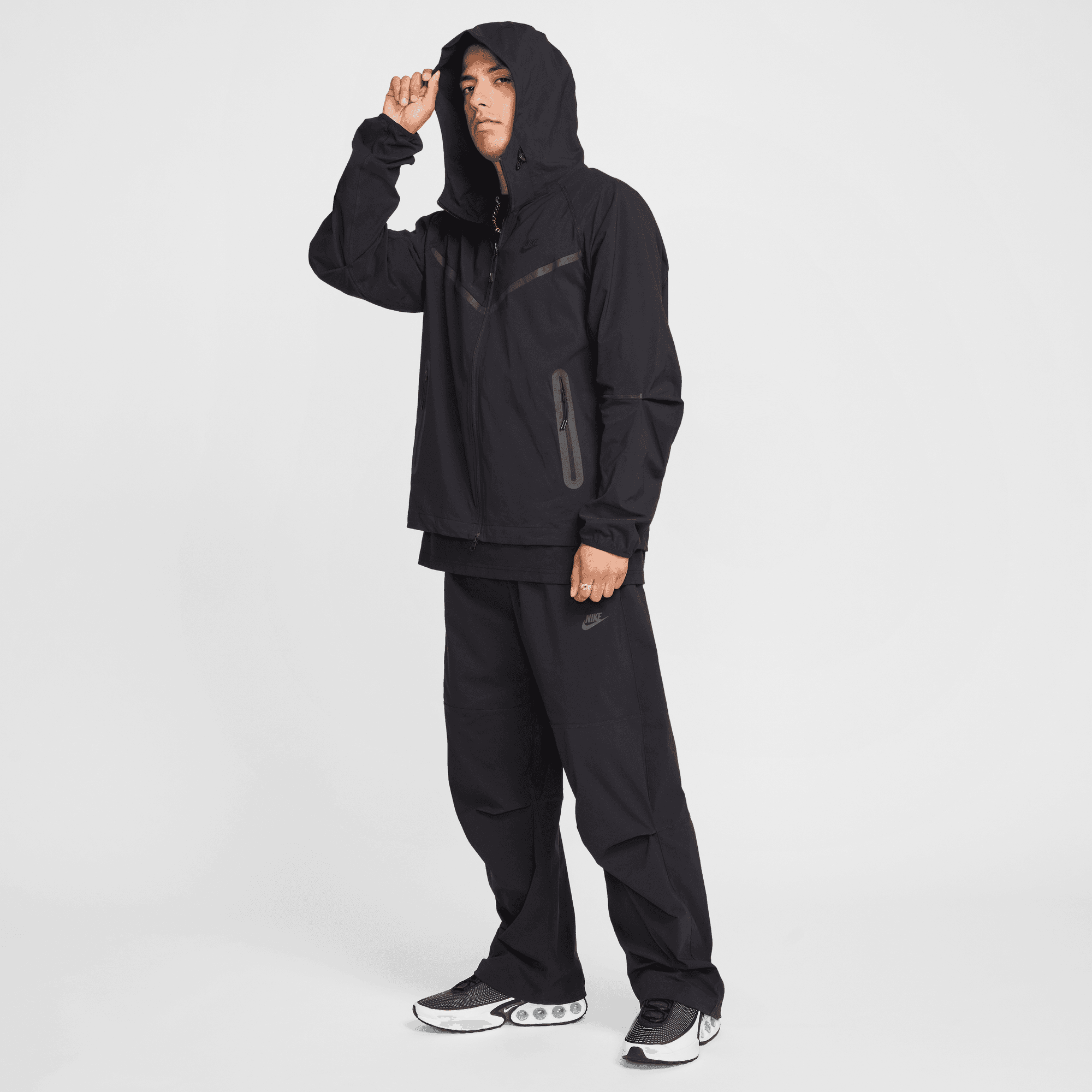Men's Nike Tech Woven Oversized Pants