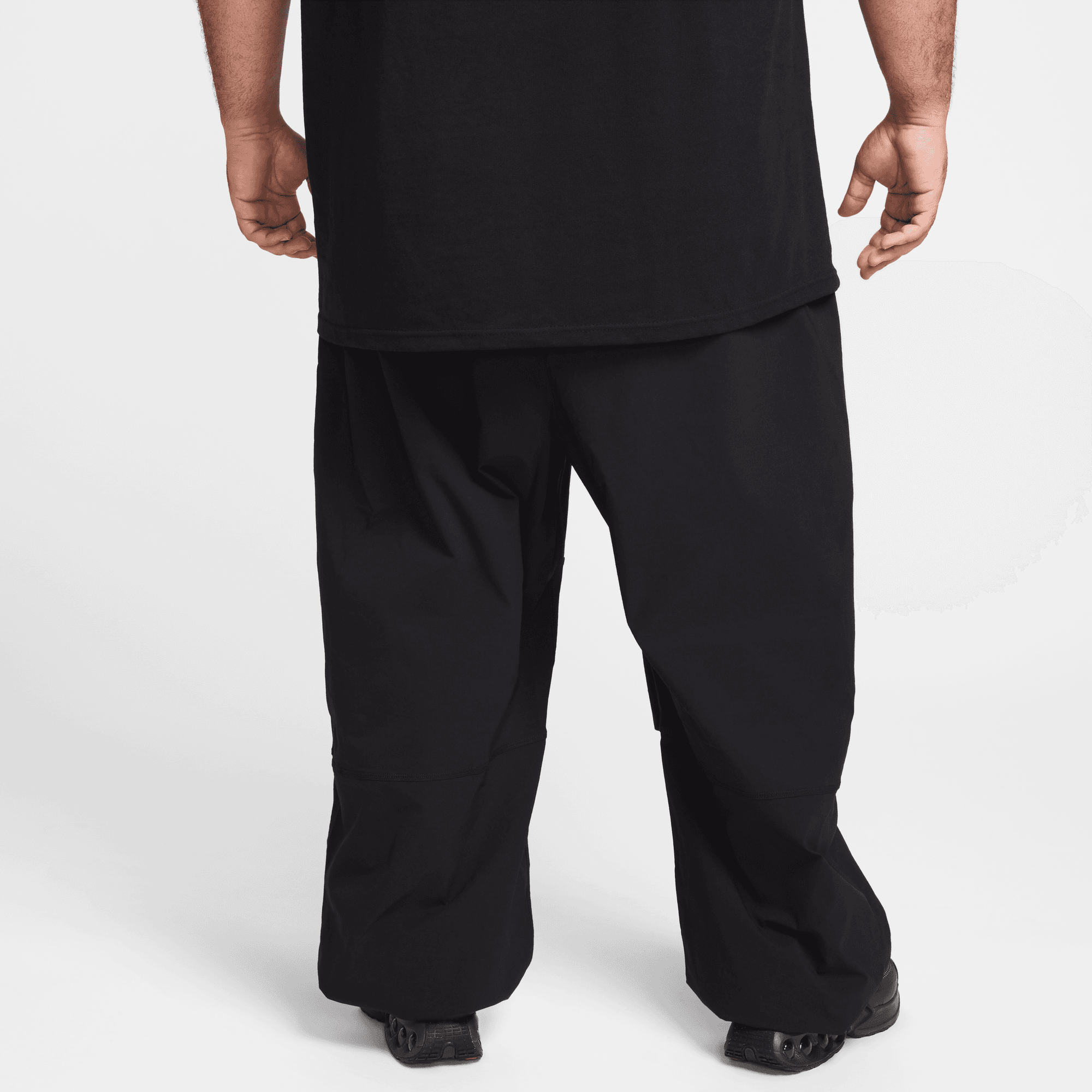 Men's Nike Tech Woven Oversized Pants