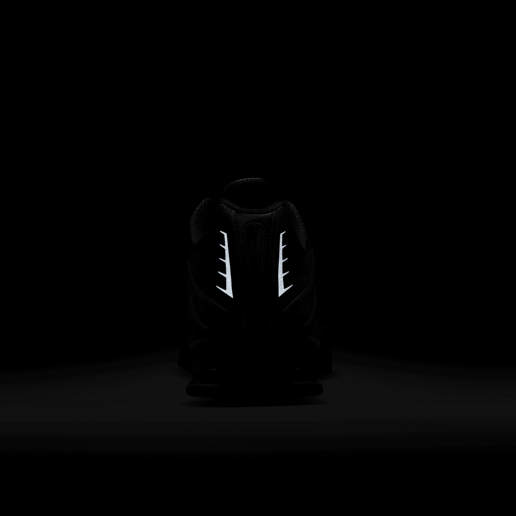 Men's Nike Shox R4 "Triple Black"