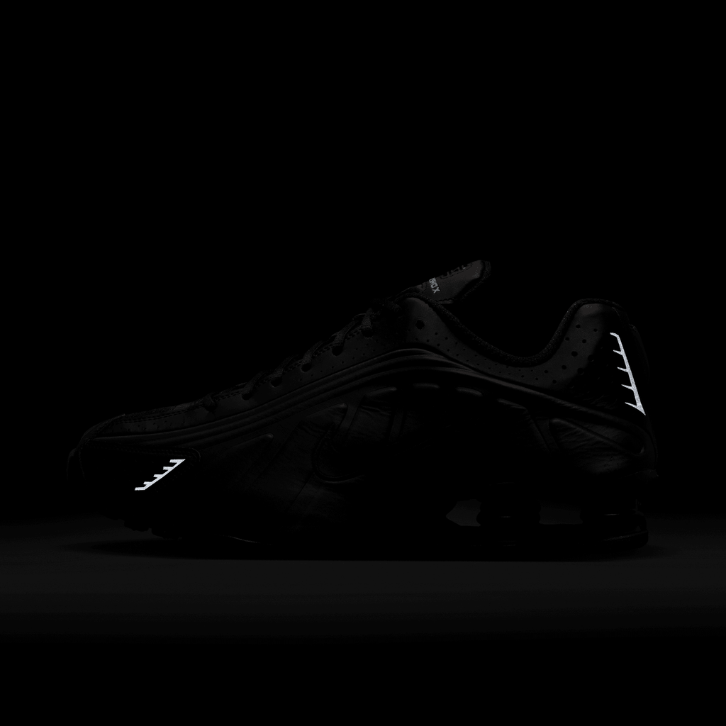 Men's Nike Shox R4 "Triple Black"
