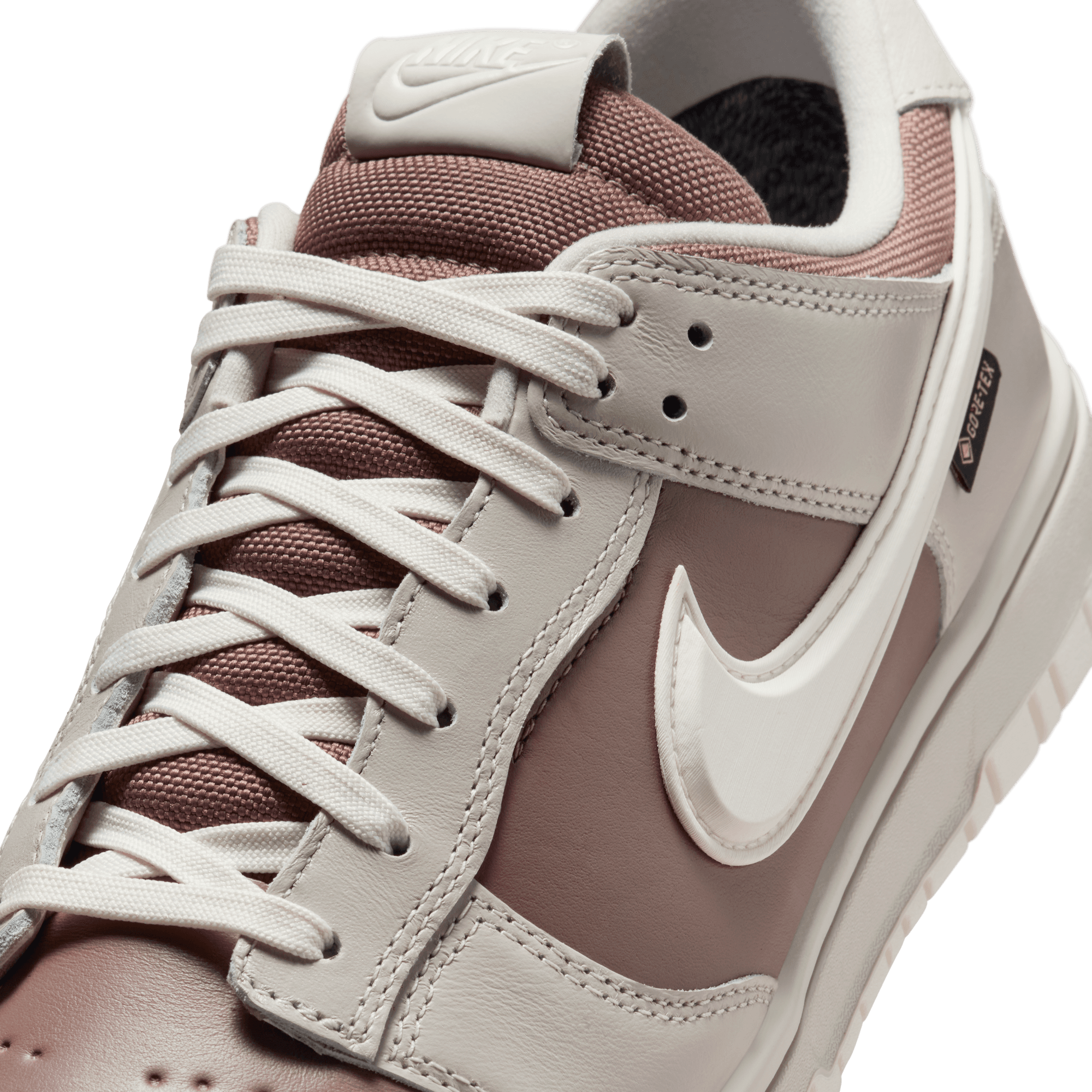 Men's Nike Dunk Low GORE-TEX "Light Bone Mink Brown Sail"