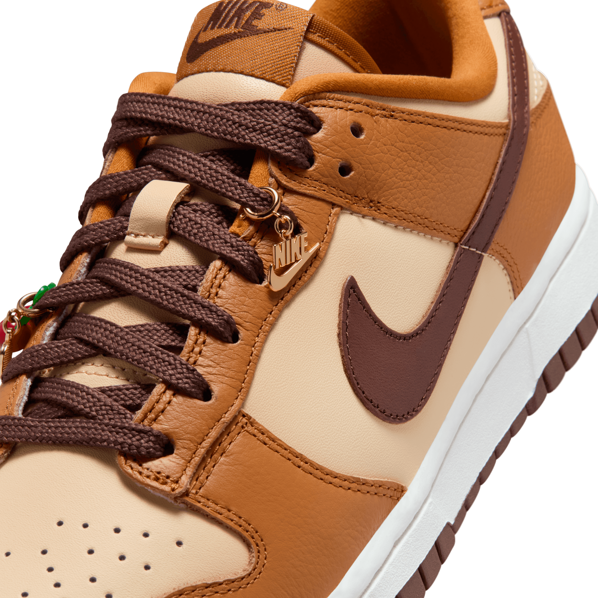 Women's Nike Dunk Low SE "Desert Ochre"