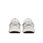 Women's Nike V5 RNR "White Picante Red Vast Grey Black"