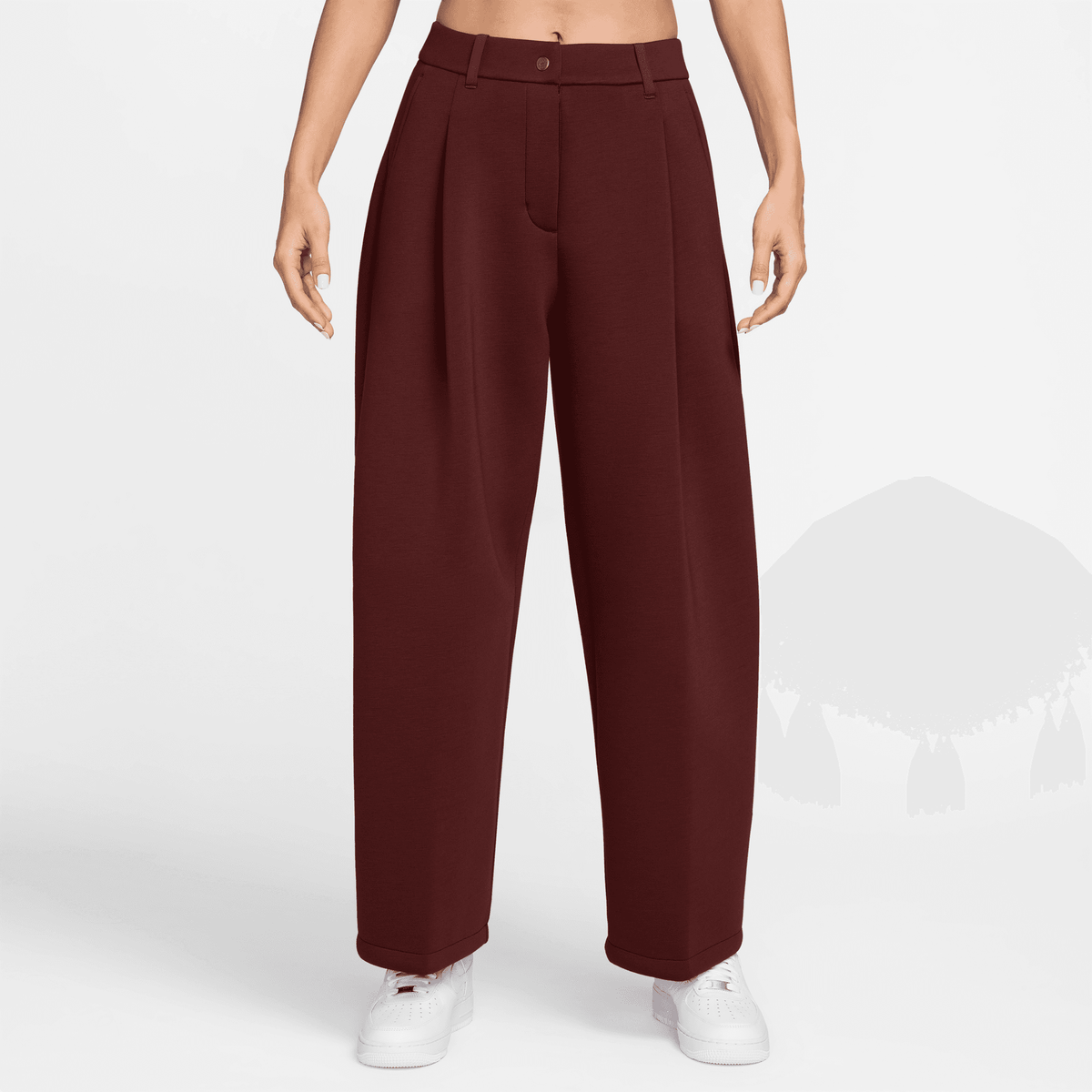 Women's Nike Pregame Fleece Loose Mid-Rise Trousers